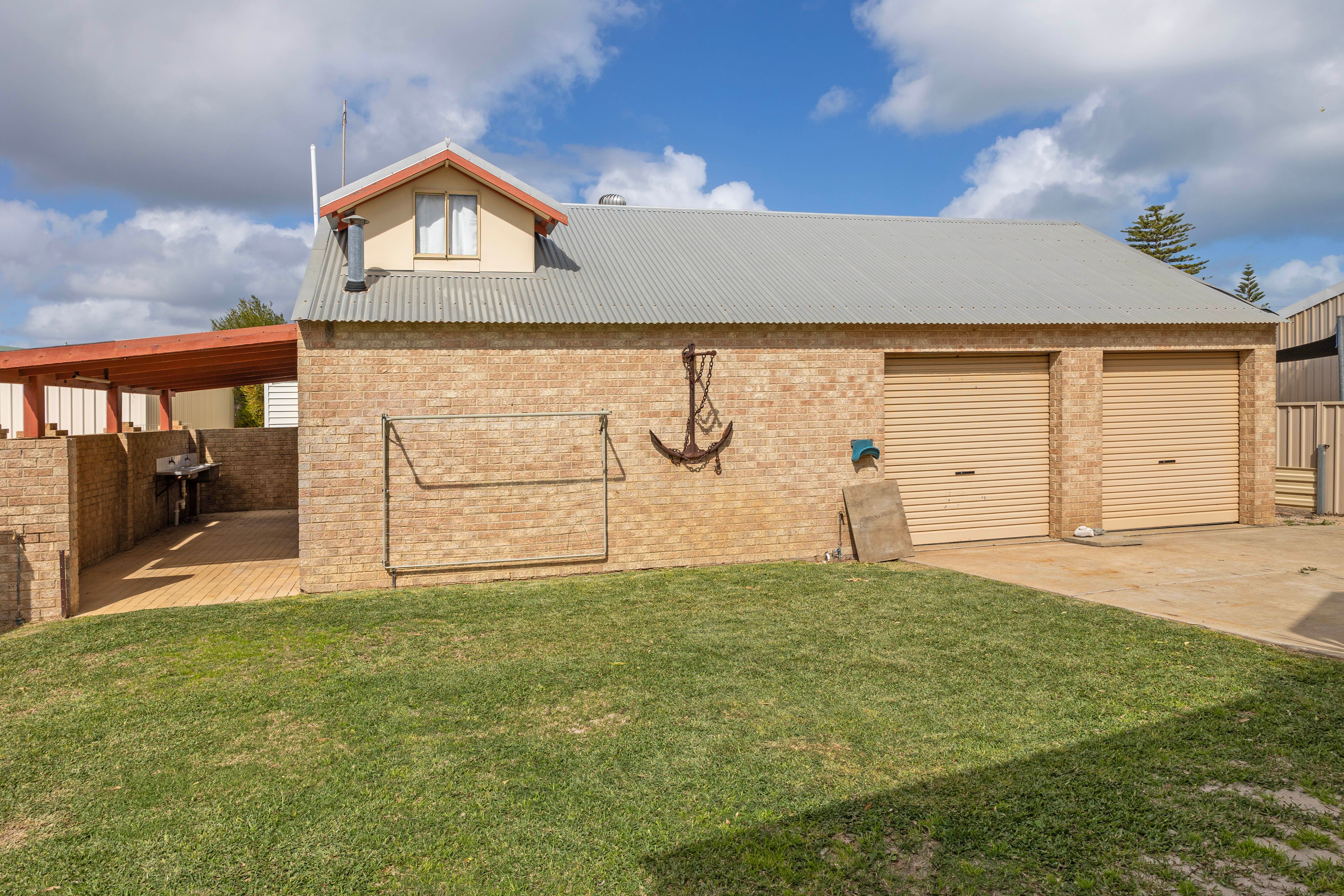 4 Whitburn Place — photo 23 of 28