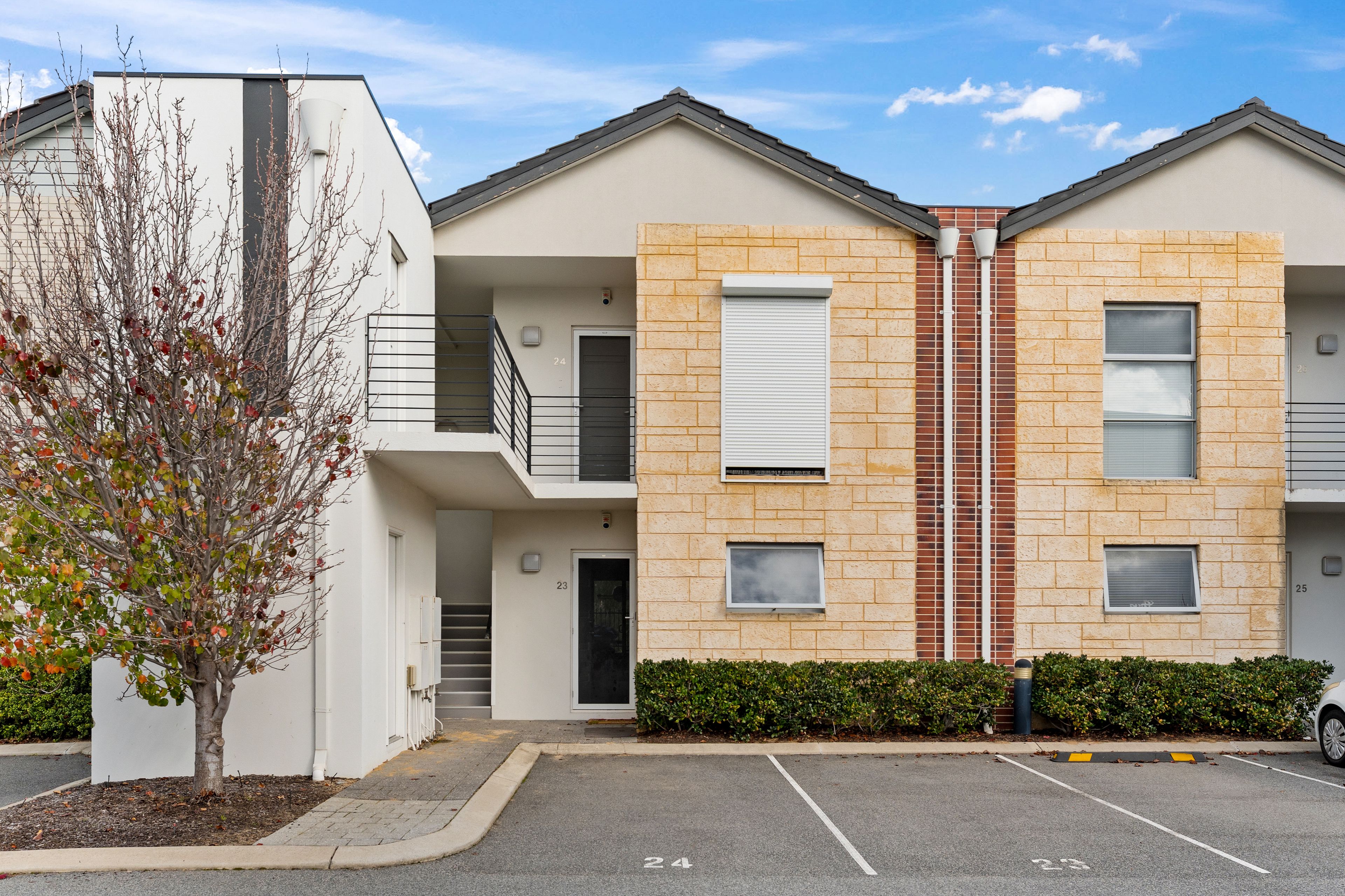 24/2 Louvre Way — photo from Ray White Rockingham Baldivis