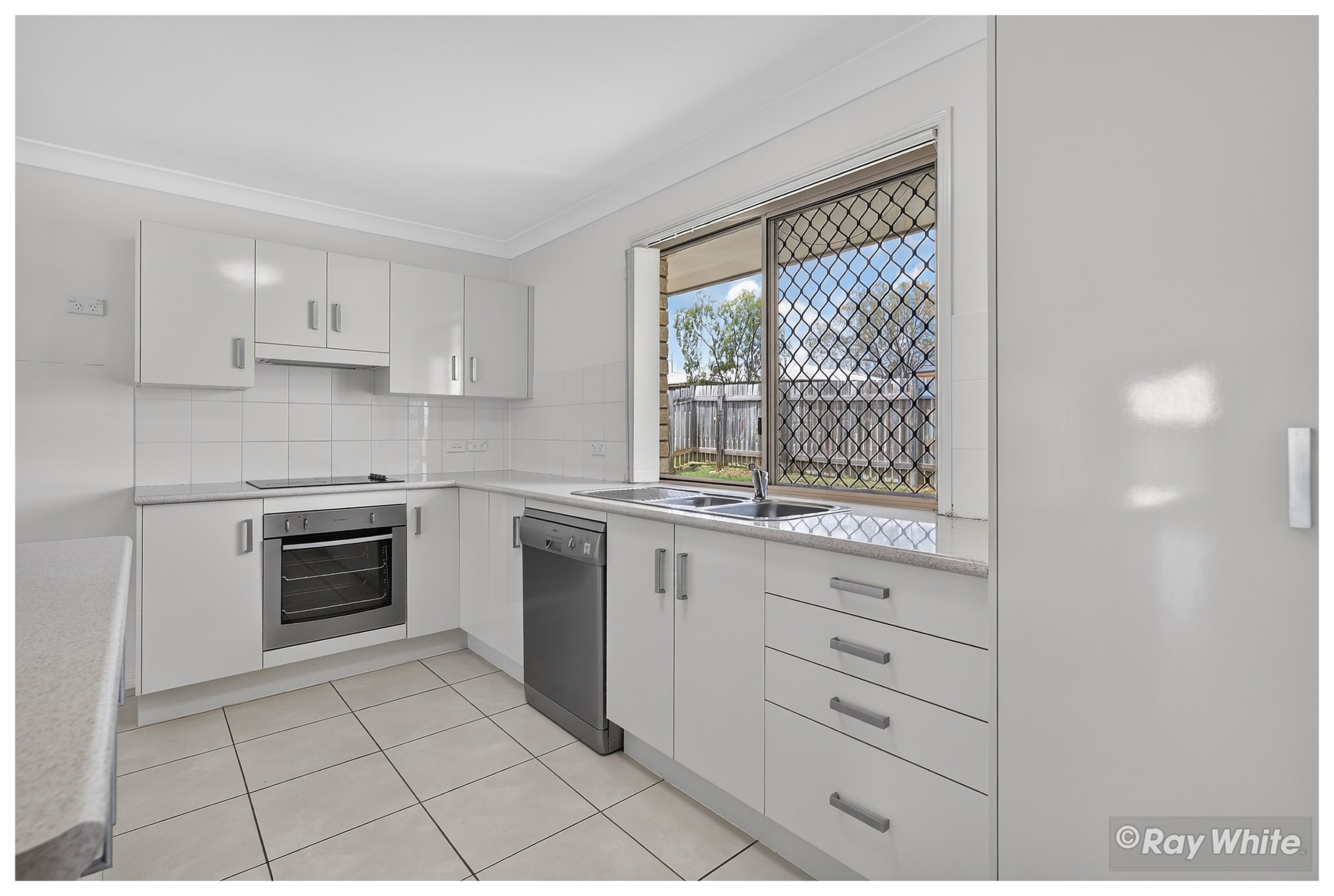 1 Perkins Court, Gracemere, QLD 4702