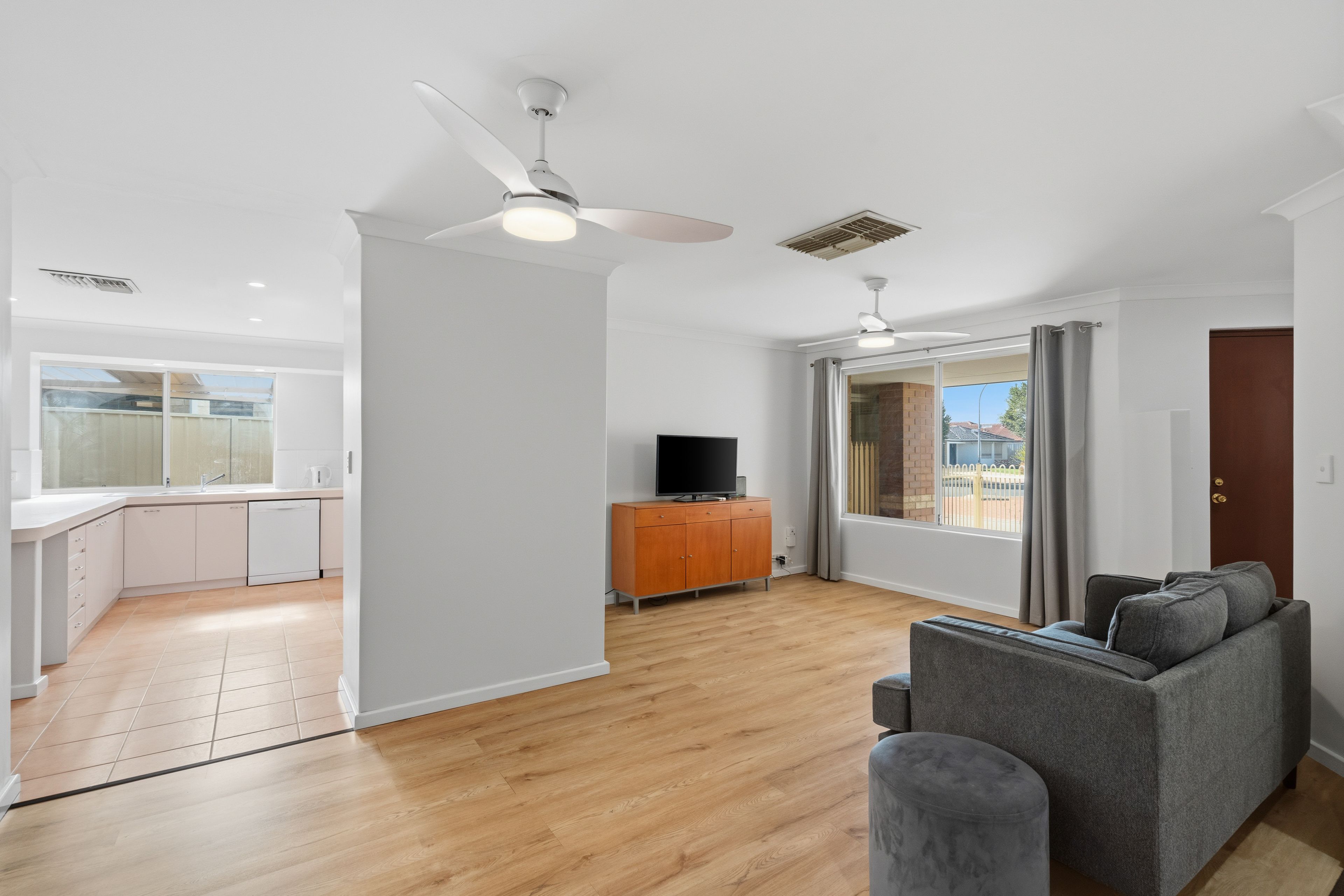 2 Courtland Crescent — photo 7 of 26