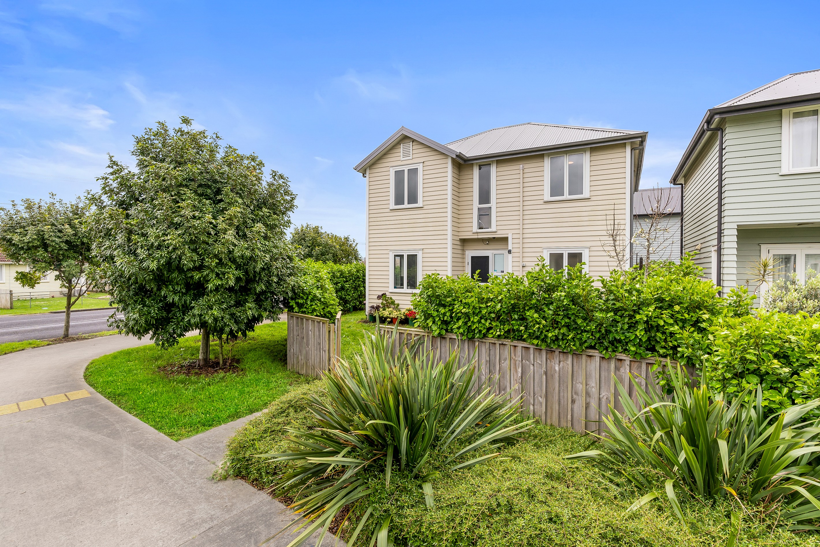 83 Grove Road, Papakura, Papakura