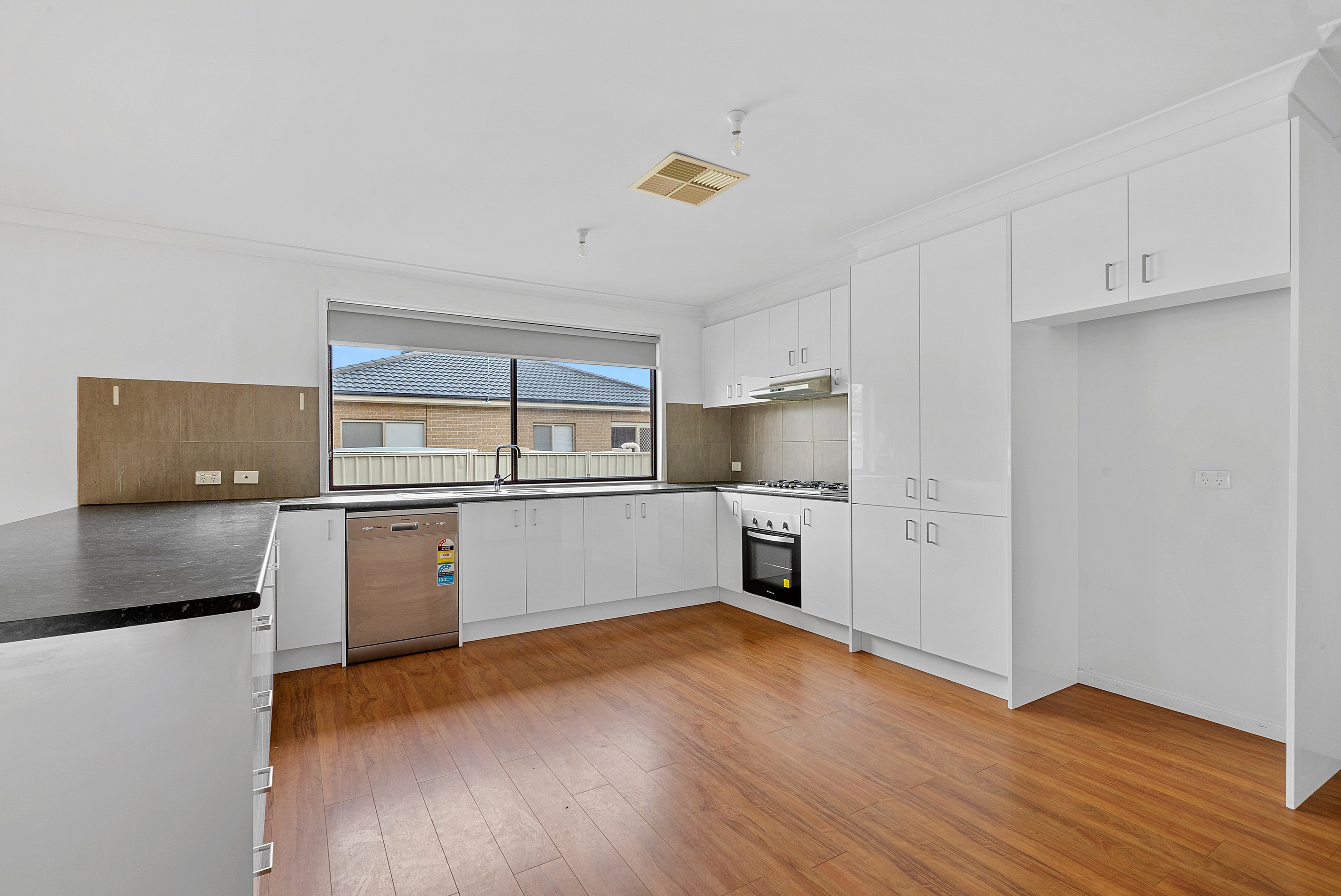 10 Howitt Avenue, Euroa, VIC 3666