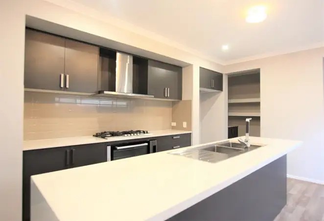 95 Dalmatia Avenue, Edmondson Park, NSW 2174