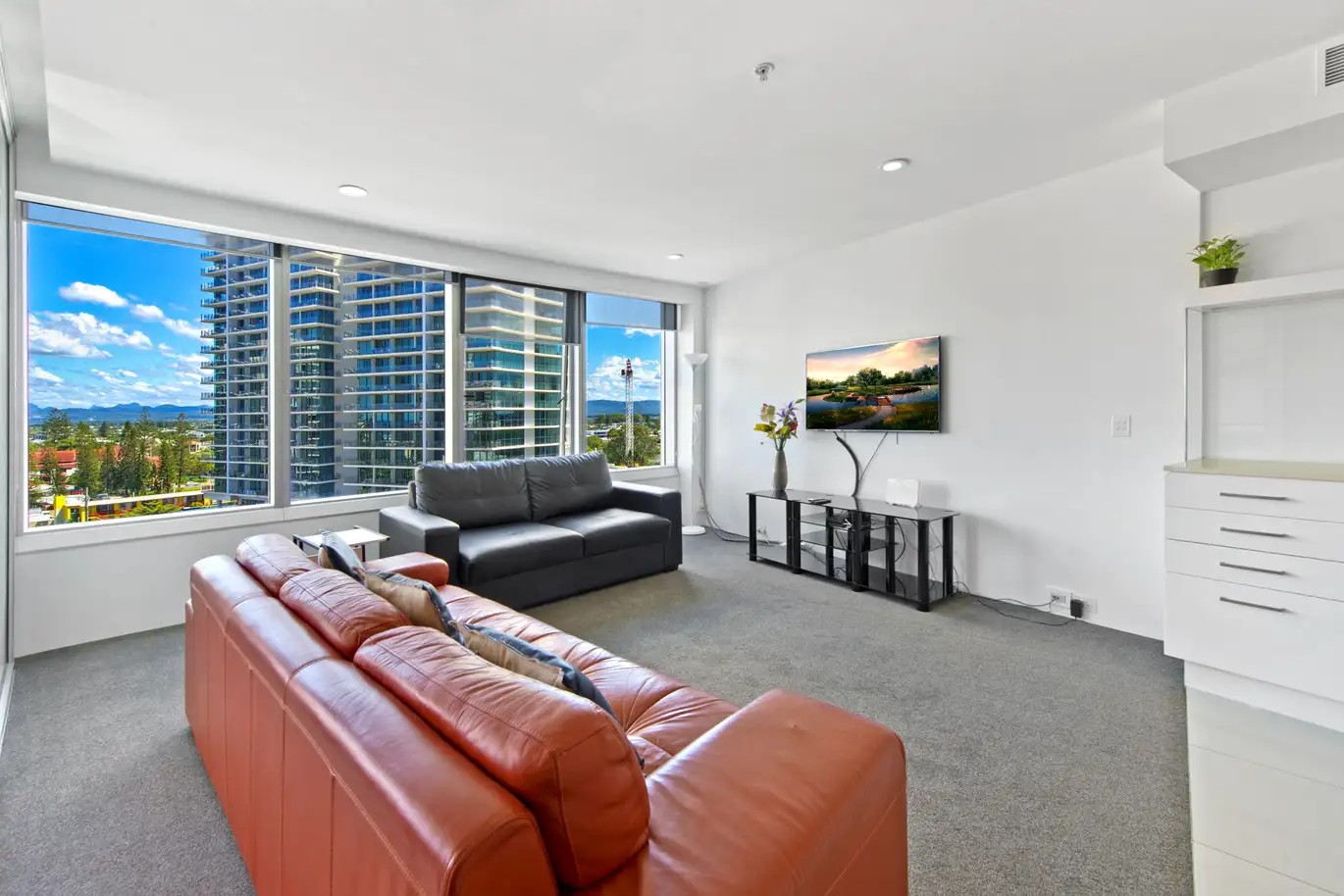 707/9 Hamilton Avenue, Surfers Paradise, QLD 4217
