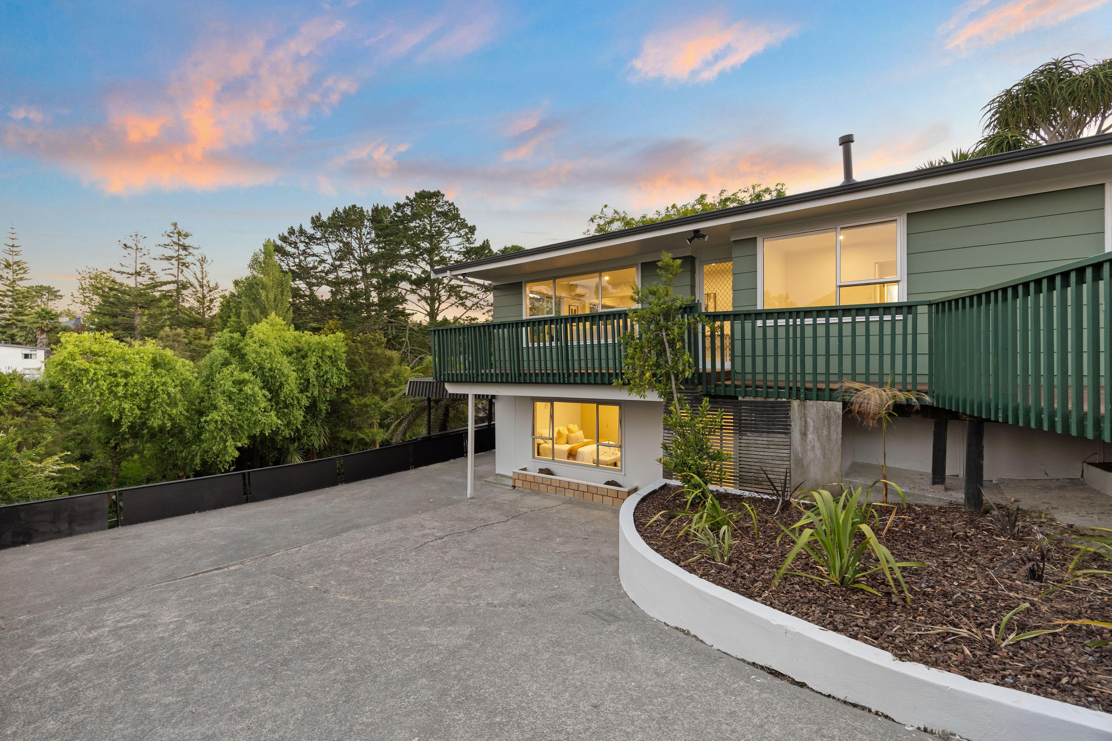 14 Withers Road, Glen Eden, Waitakere City