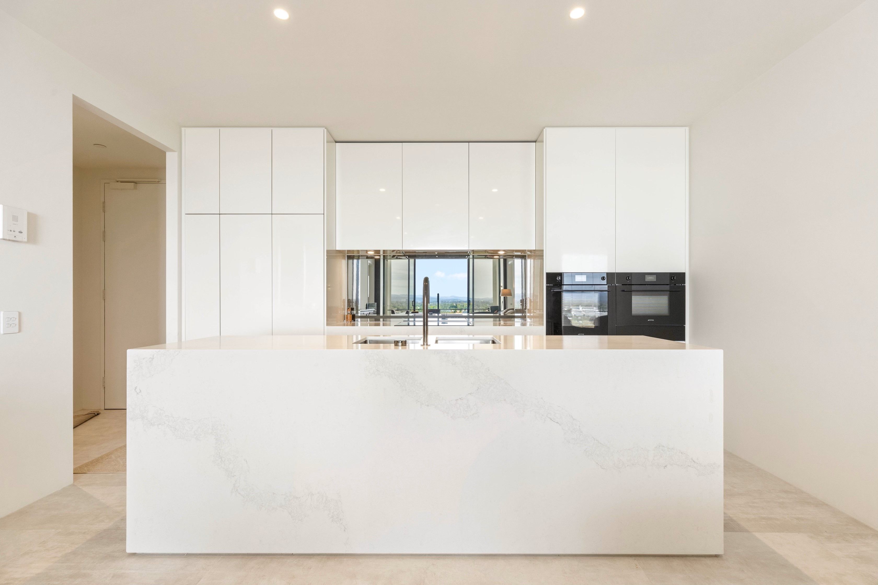 2401/2 The Lanes Boulevard, Mermaid Waters, QLD 4218
