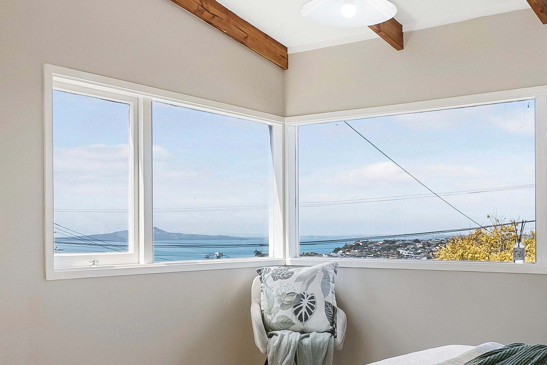 1/19 Carlisle Road, Browns Bay, North Shore City