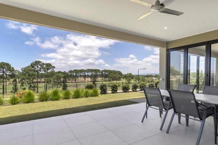 3041 Forest Hills Drive, Hope Island, QLD 4212