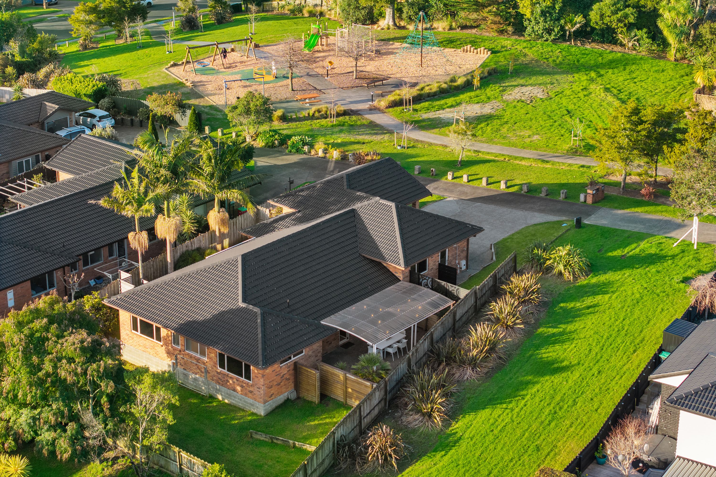 16 Springtide Place, Red Beach, Rodney