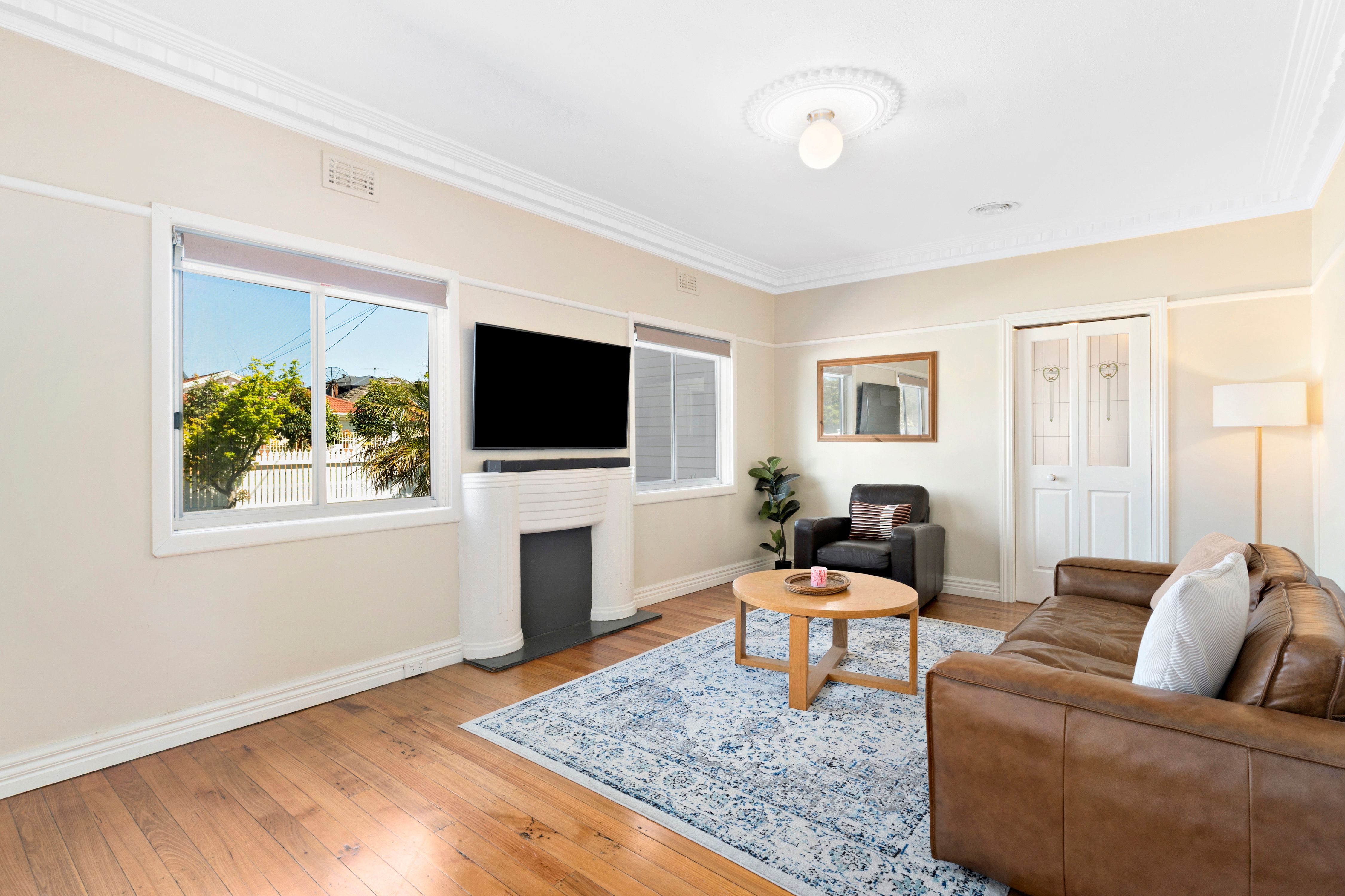 14 Mernda Street — photo 3 of 13
