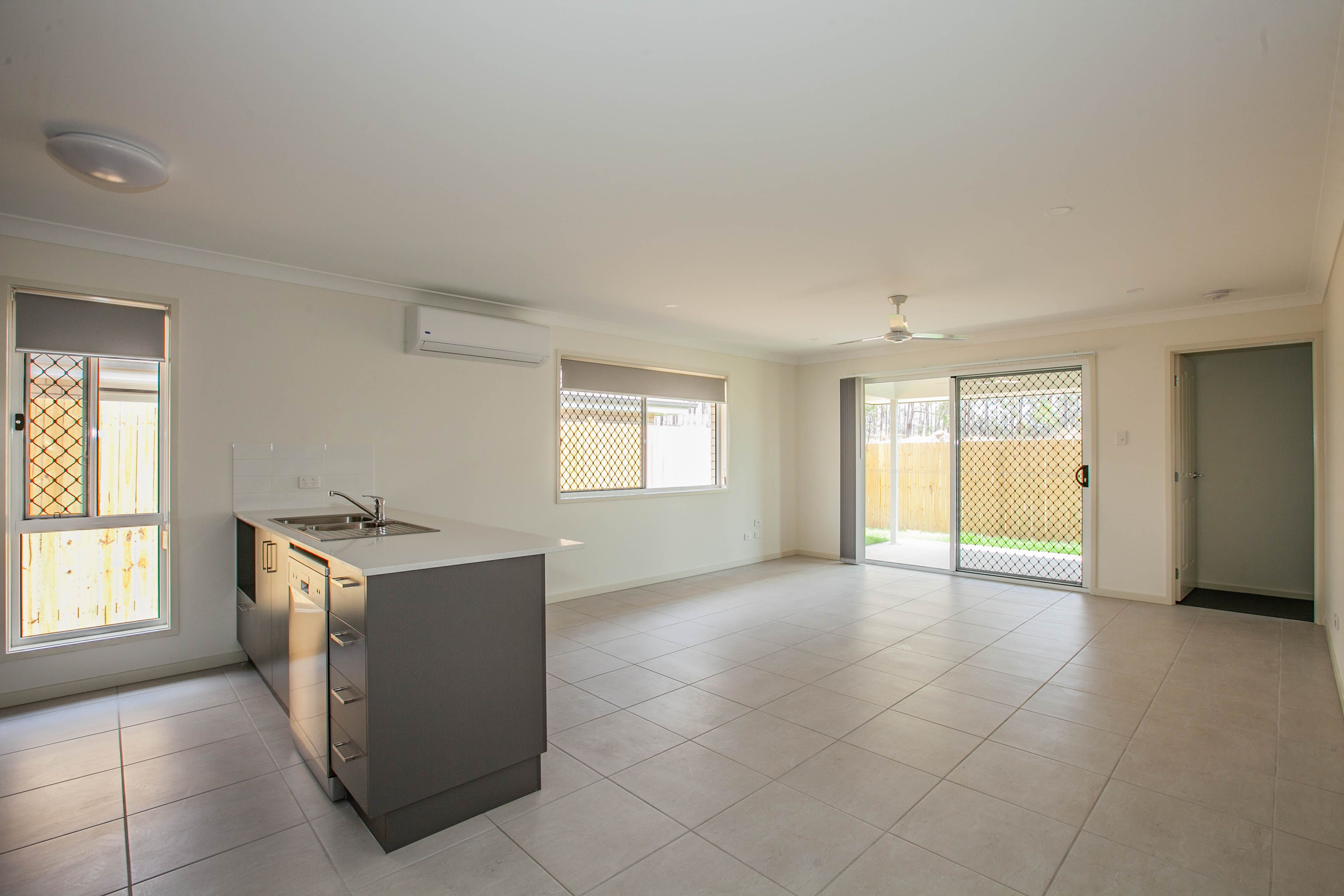 9 Pandorea Street — photo 4 of 14