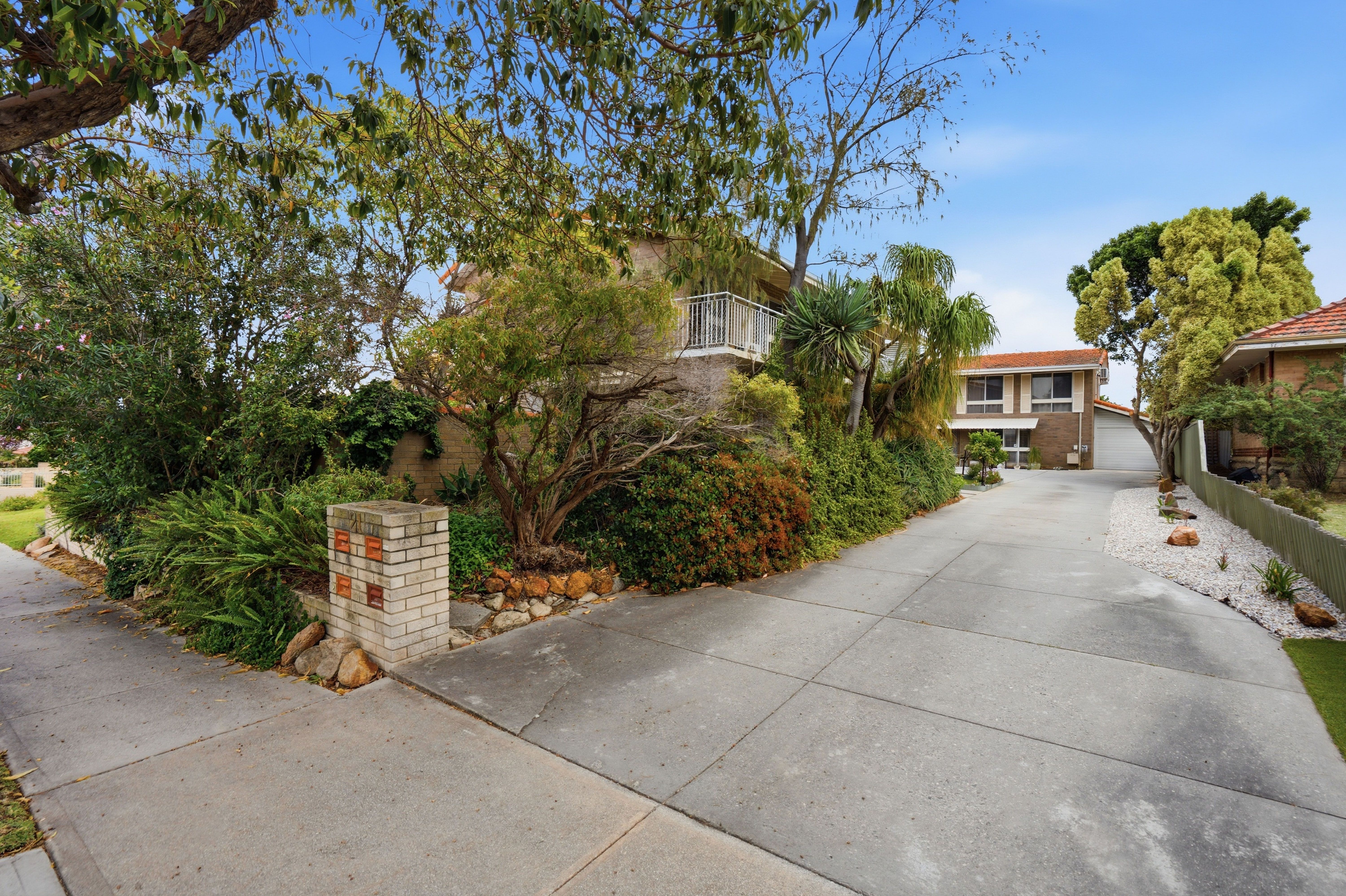 1/21 Lockhart Street — photo 18 of 20