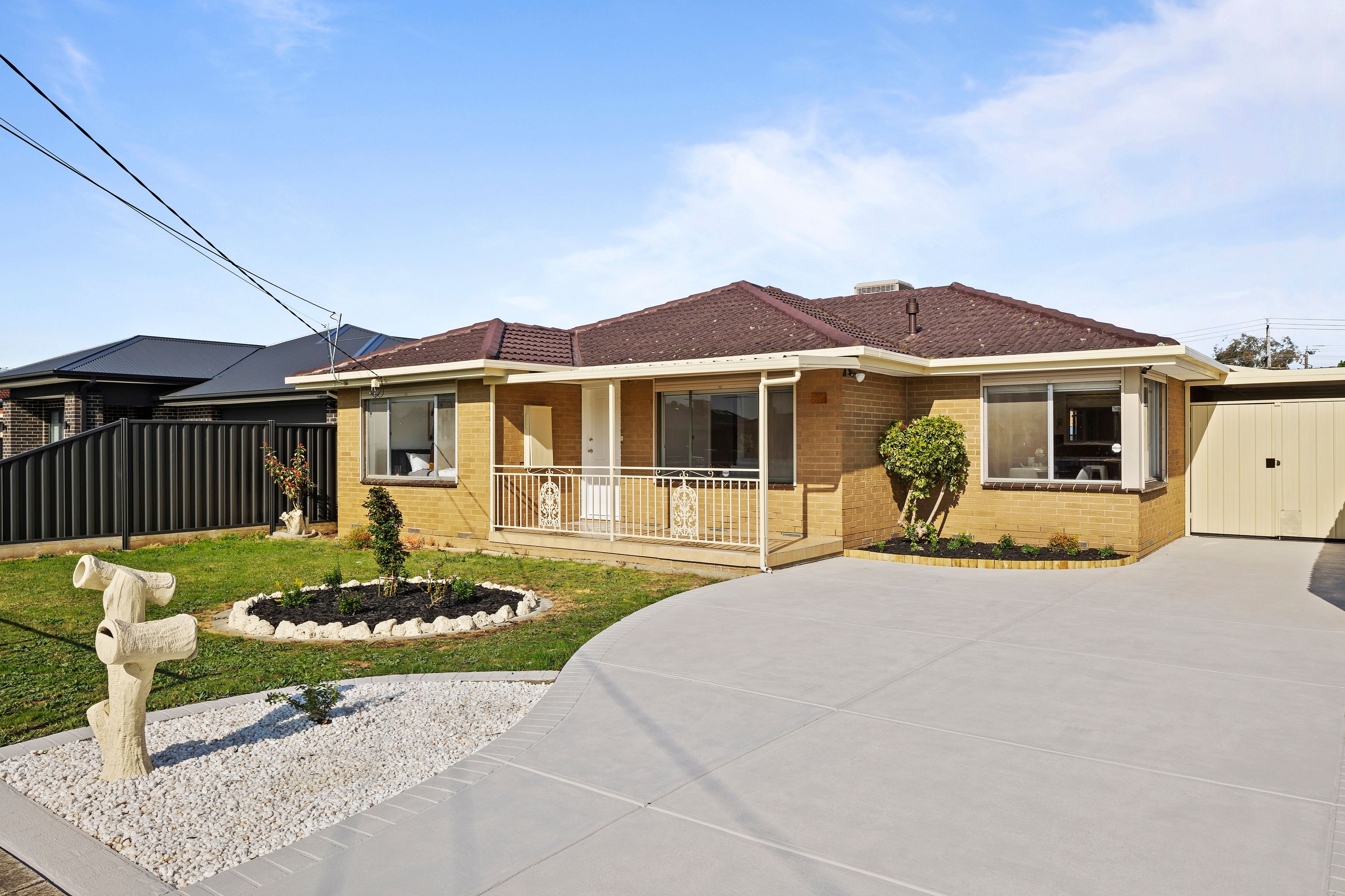 37 Mindoro Crescent, Lalor, VIC 3075