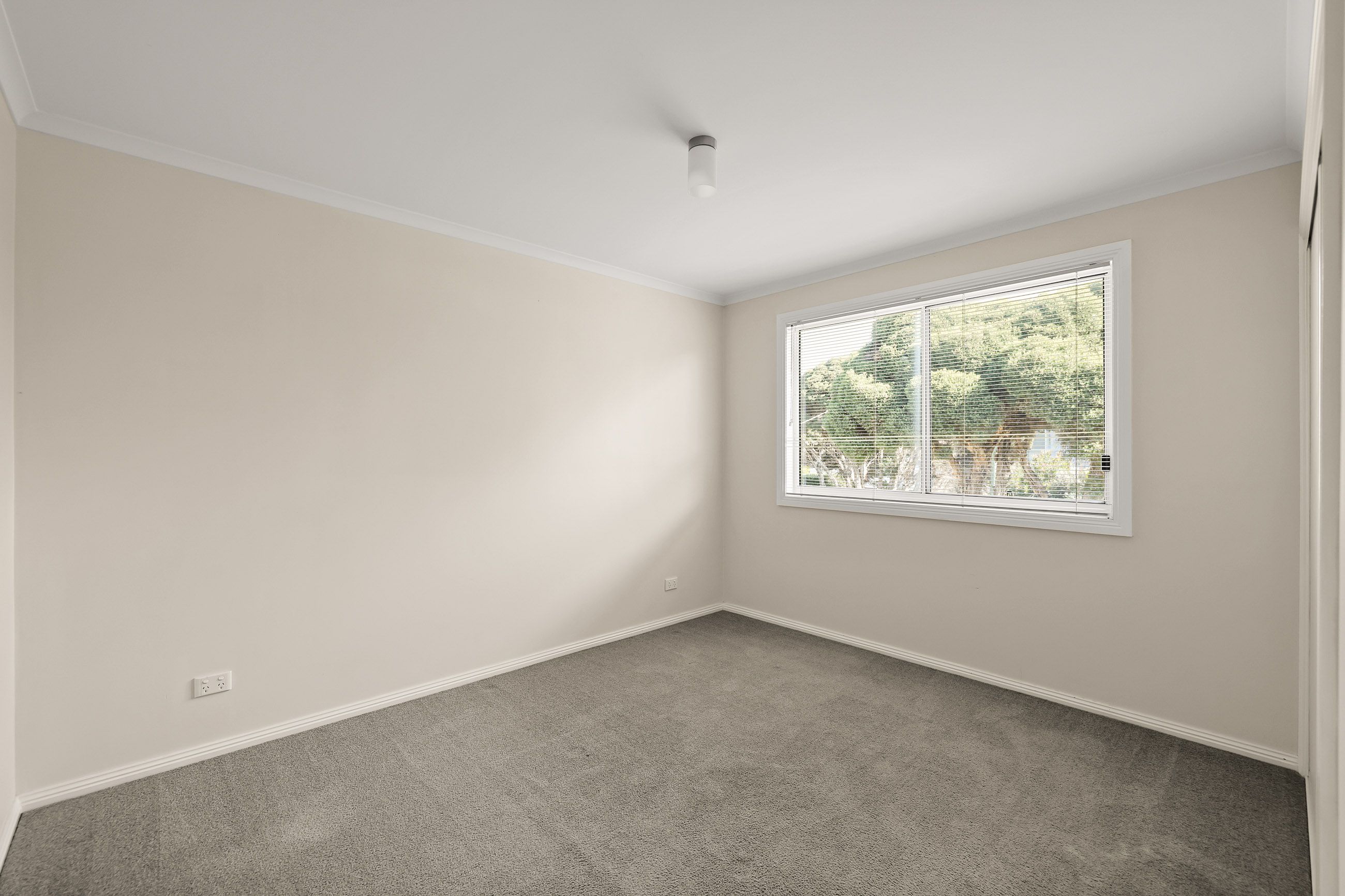 33 Lansell Road — photo 8 of 14