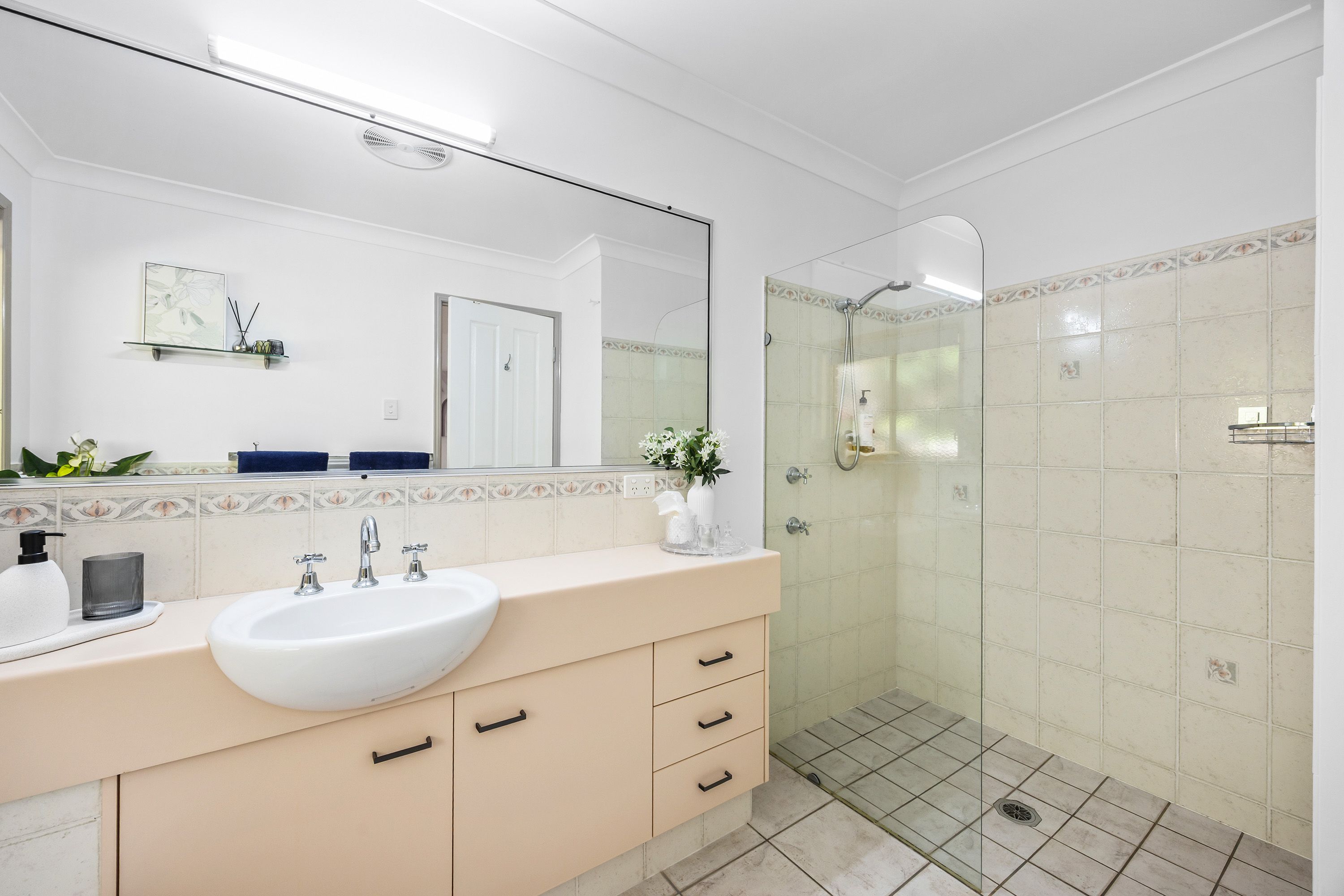 13 Joyner Close — photo 18 of 30