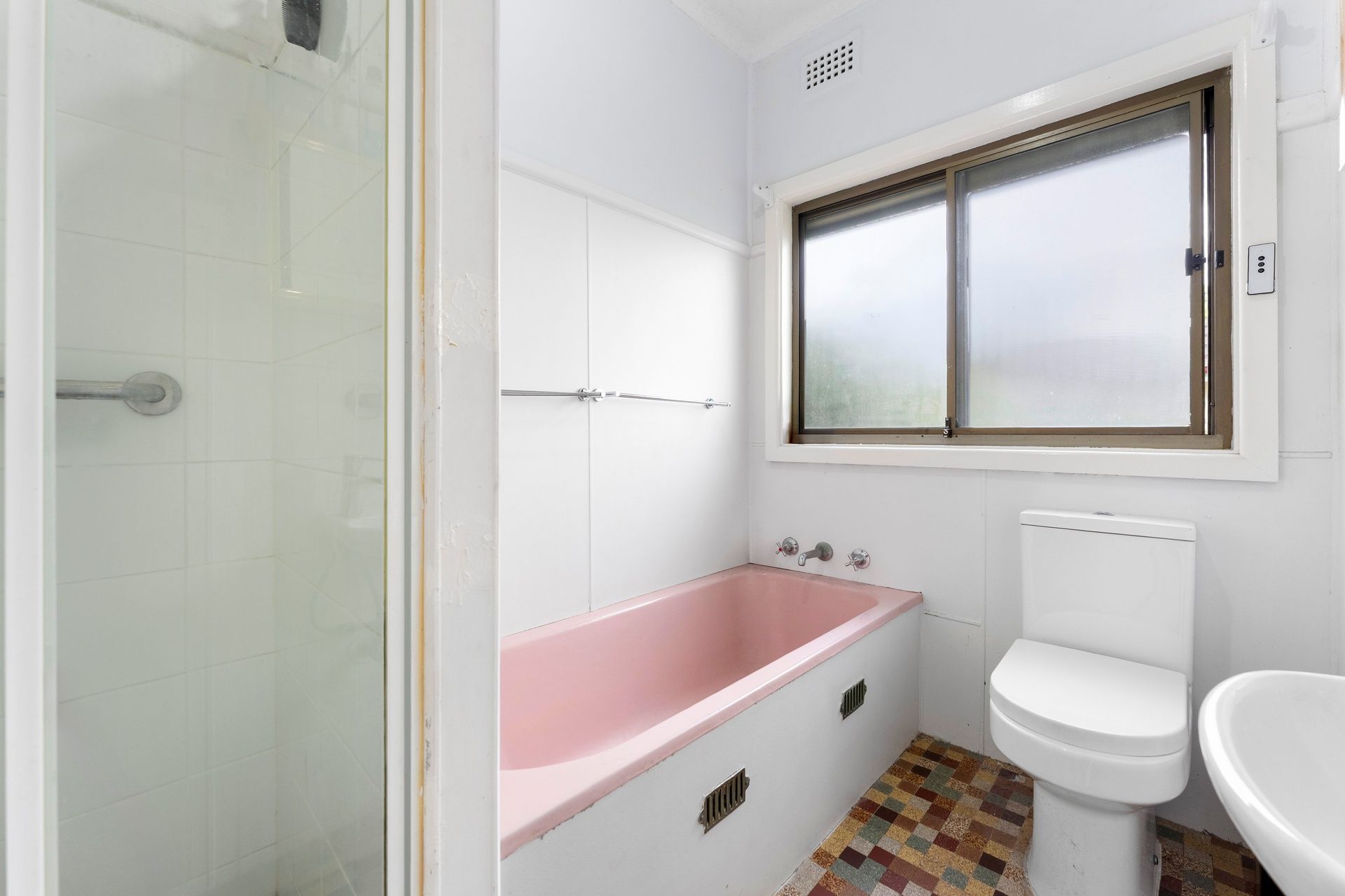 13 Glenview Street — photo 8 of 17