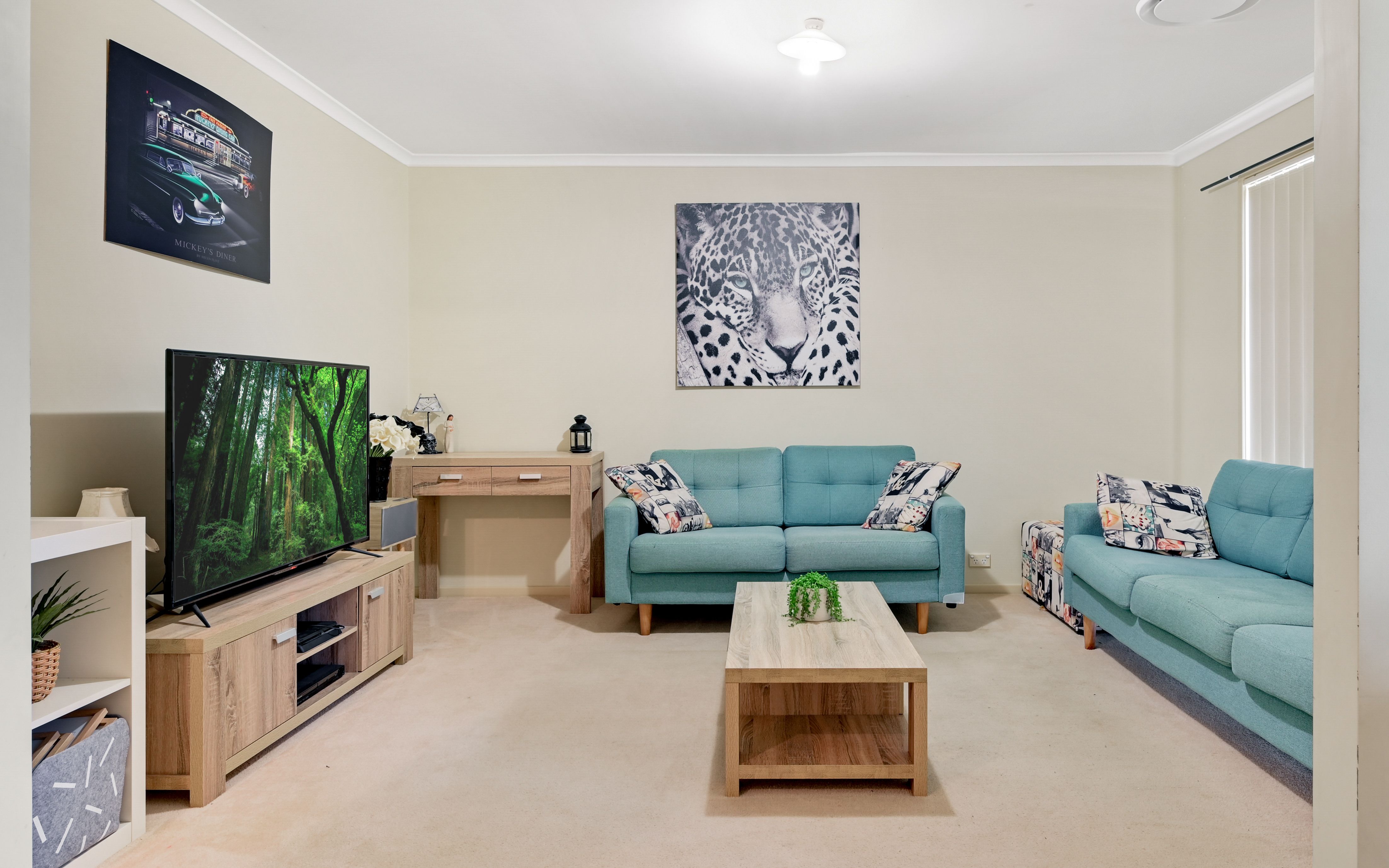 10 Anderson Street, St Helens Park, NSW 2560