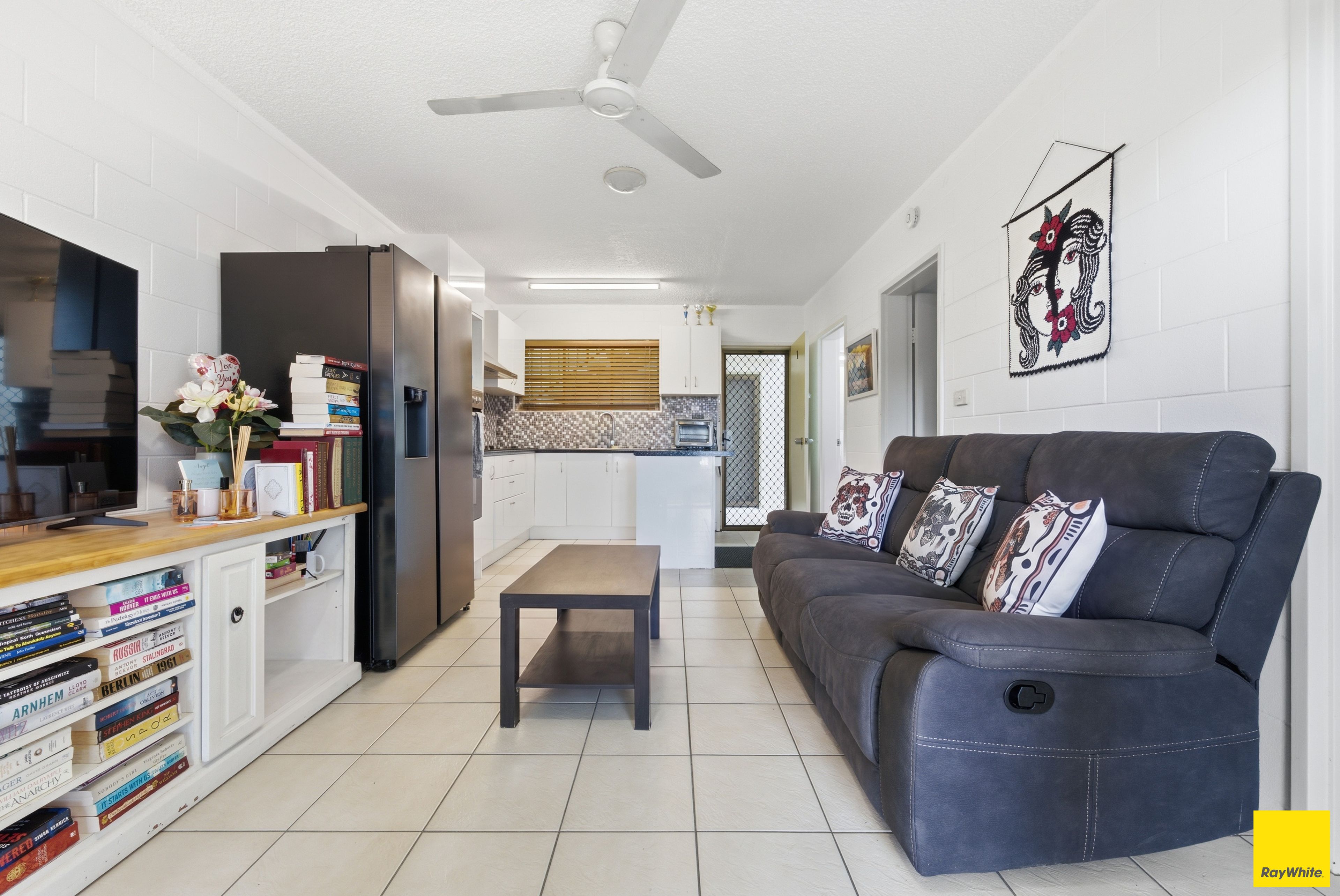 1/215-217 Mcleod Street — photo 4 of 10