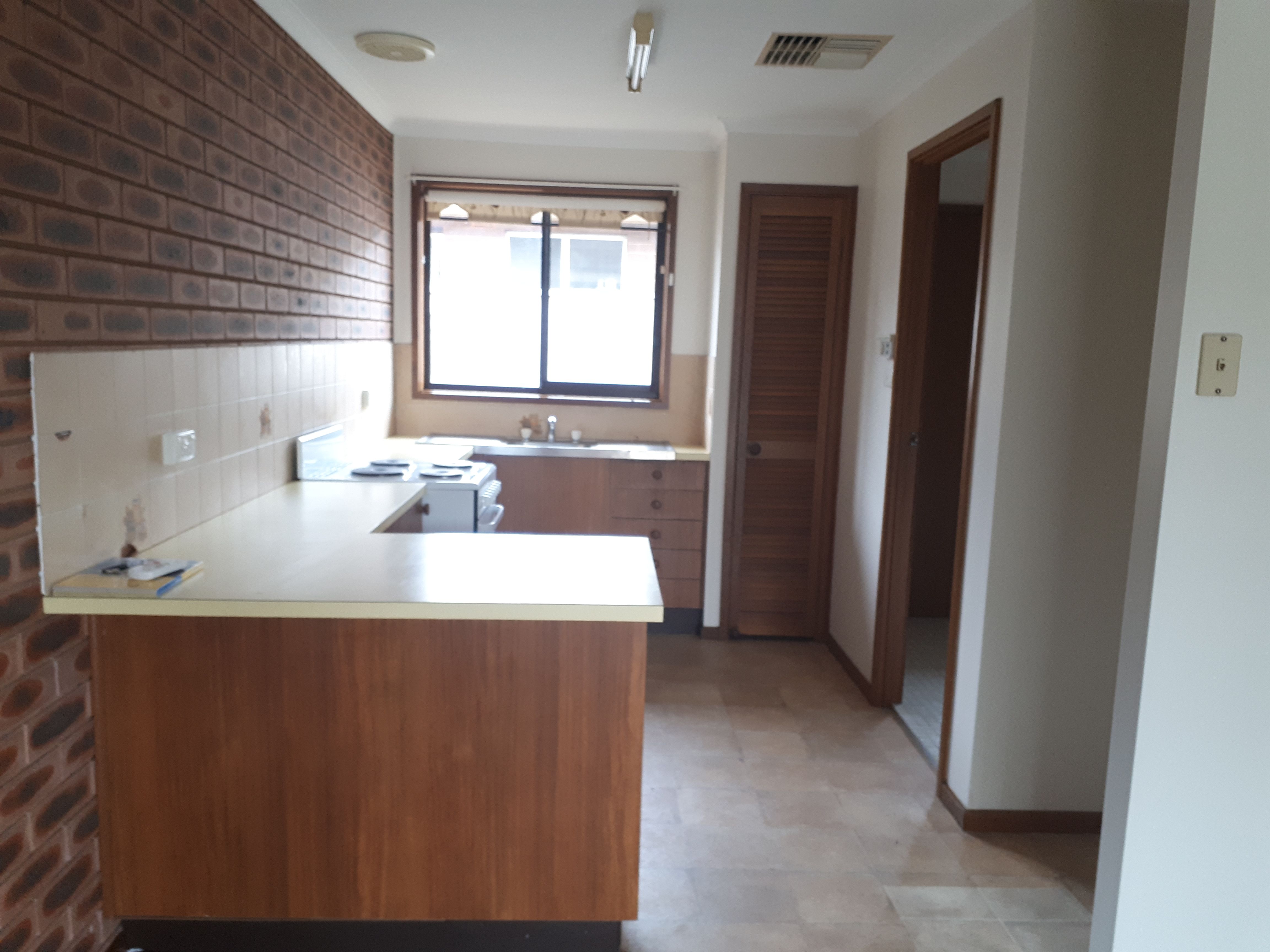 2/16 Bulolo Street, Ashmont, NSW 2650