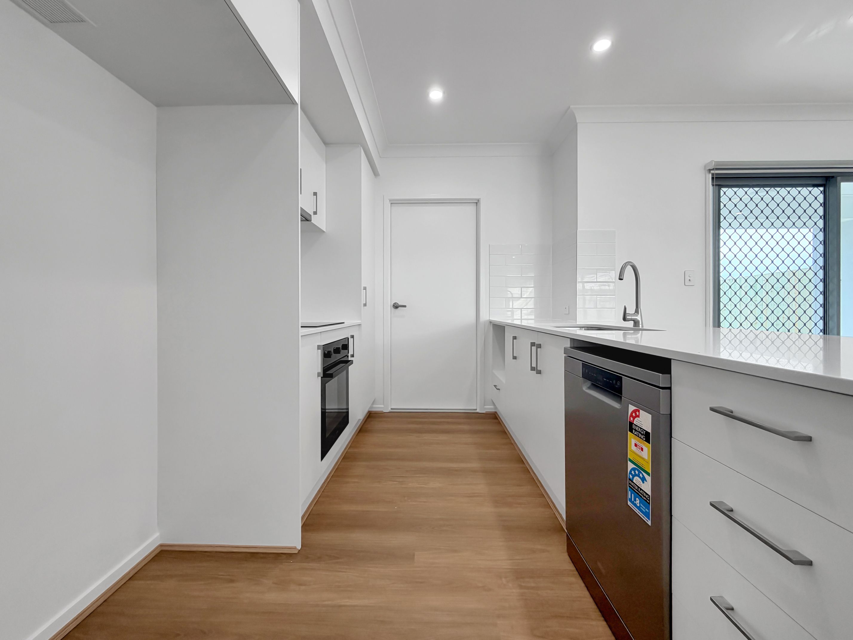 2/1 Oakwood Drive, Tinana, QLD 4650