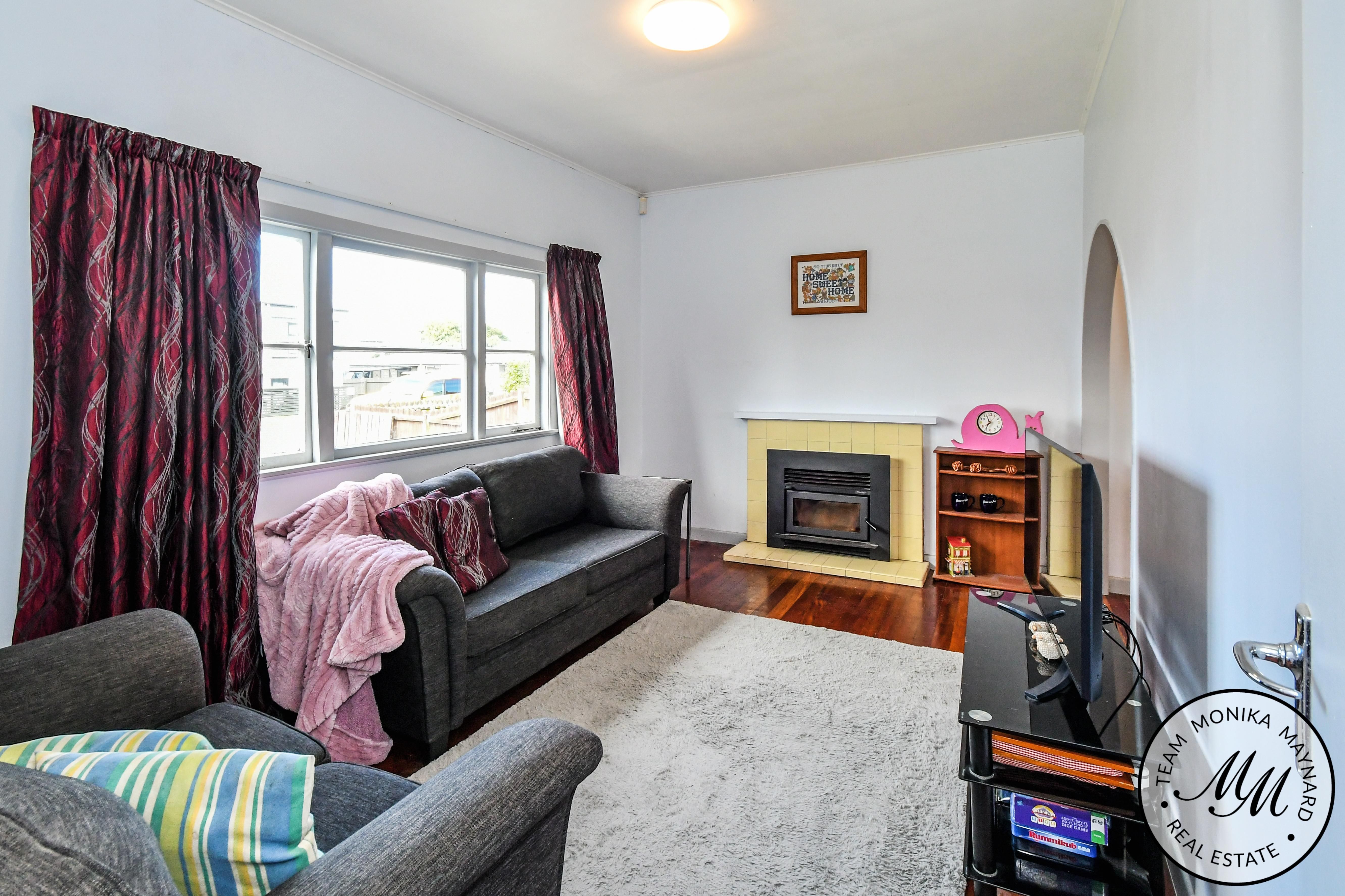 6 Oxford Road, Manurewa, Manukau City
