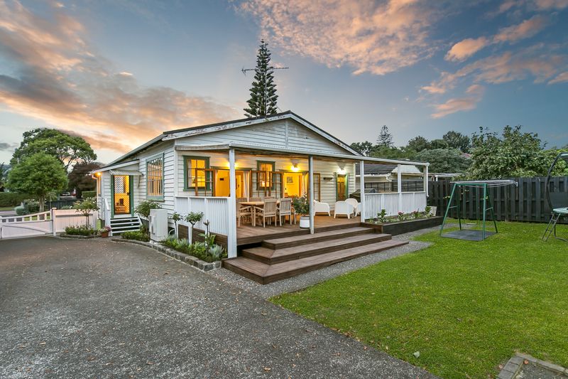 House 52 Coronation Road, Mangere Bridge, Manukau City