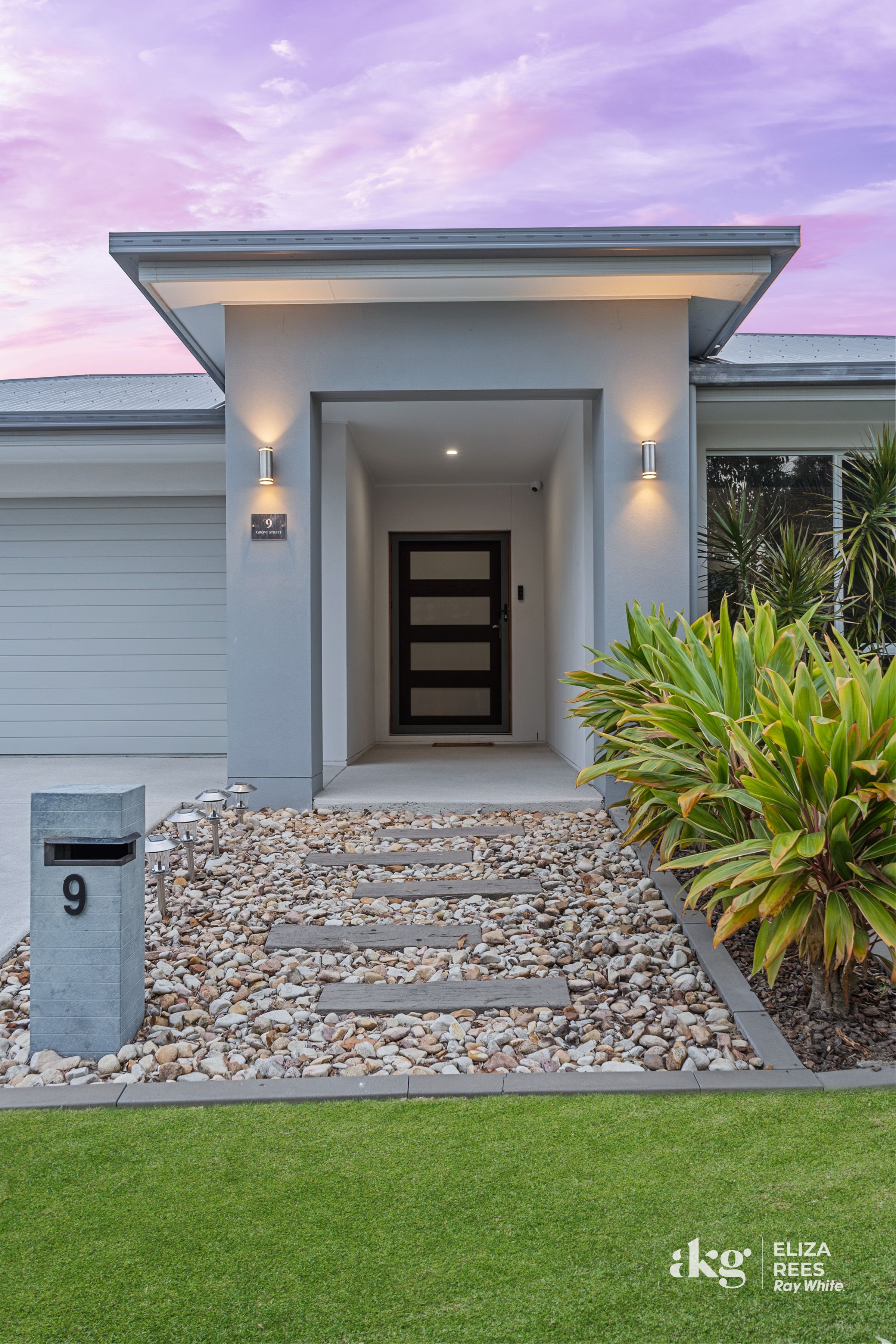 9 Grove Street, Greenbank, QLD 4124