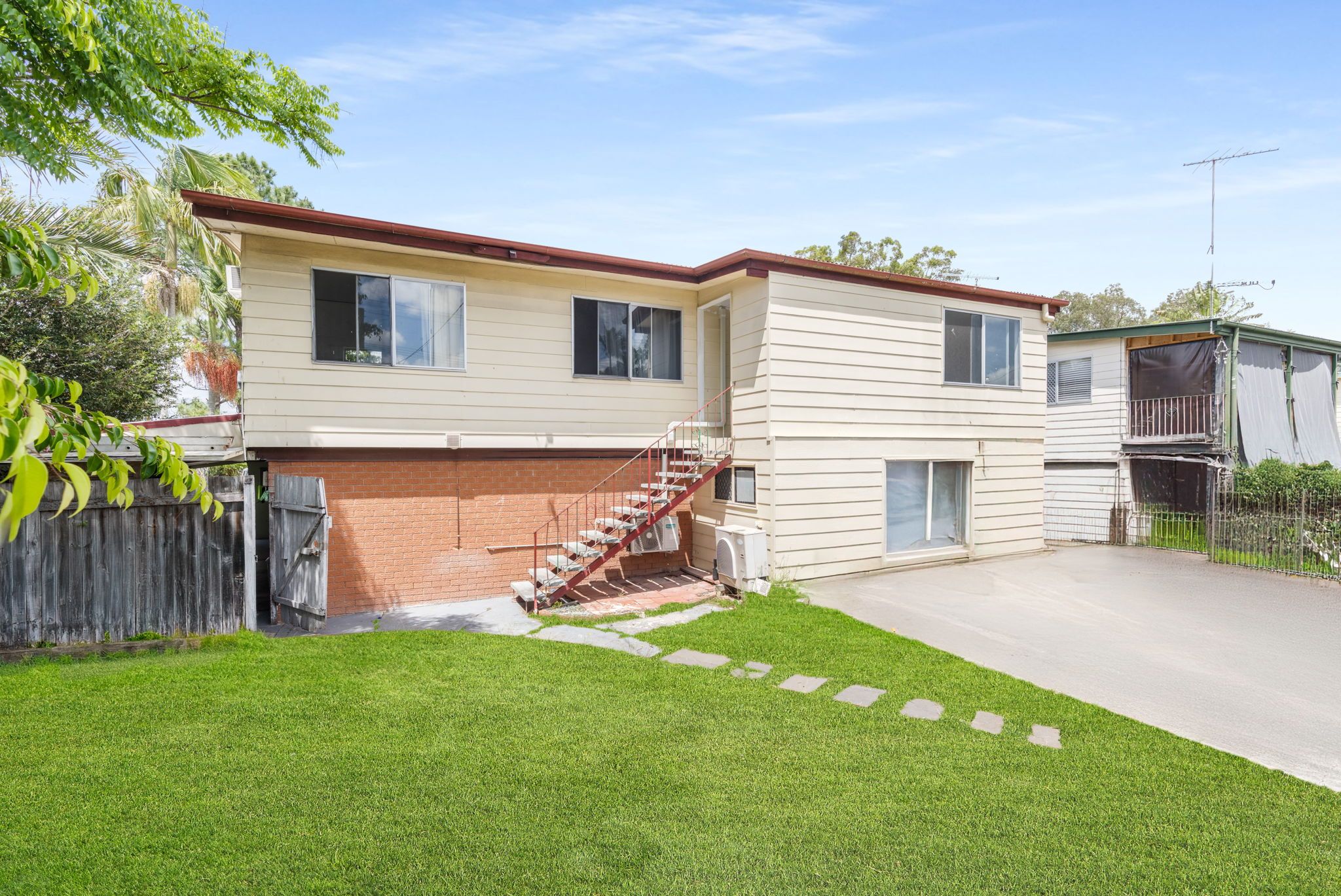 9 Bambil Street, Crestmead QLD 4132