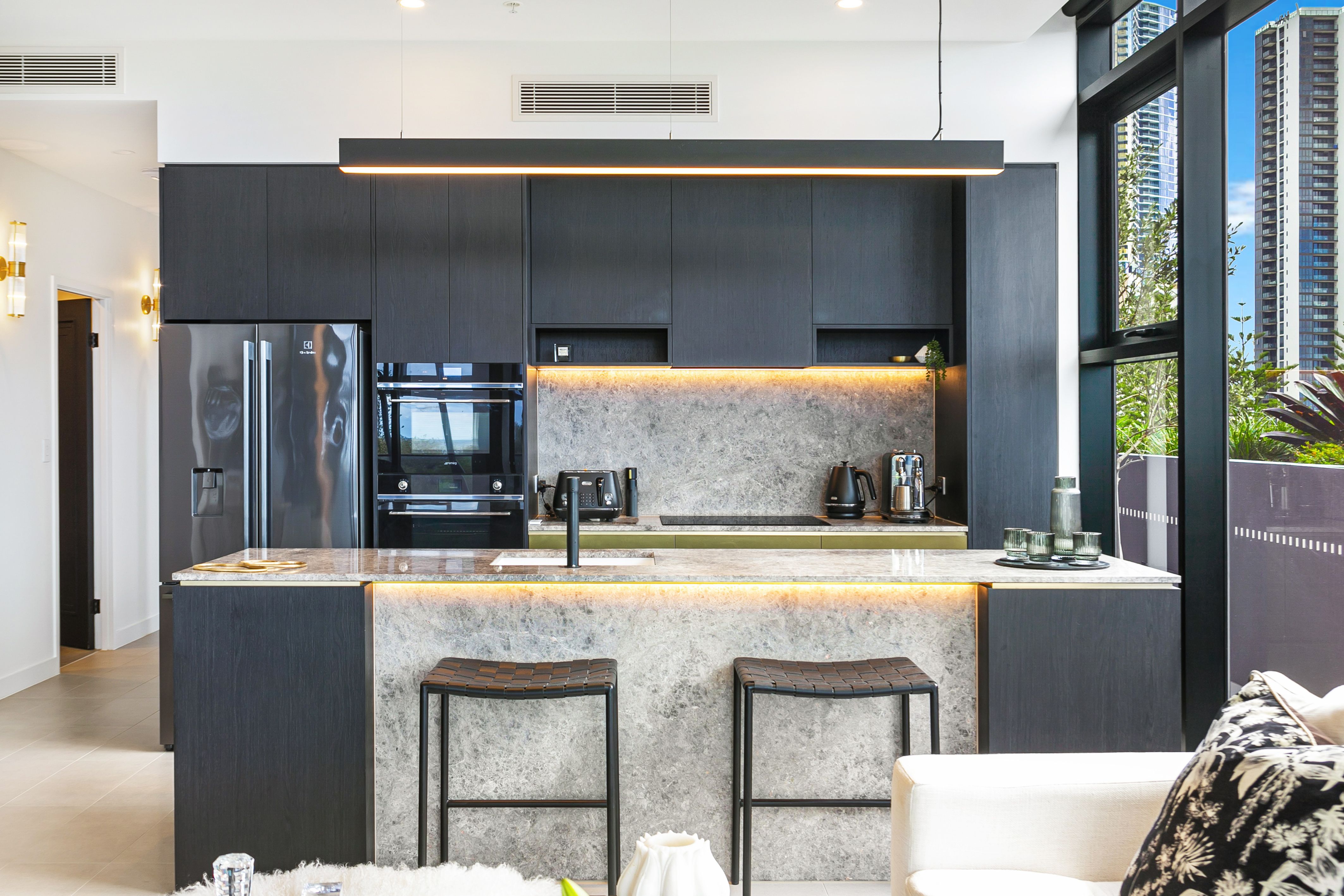 301/185 Old Burleigh Road, Broadbeach, QLD 4218