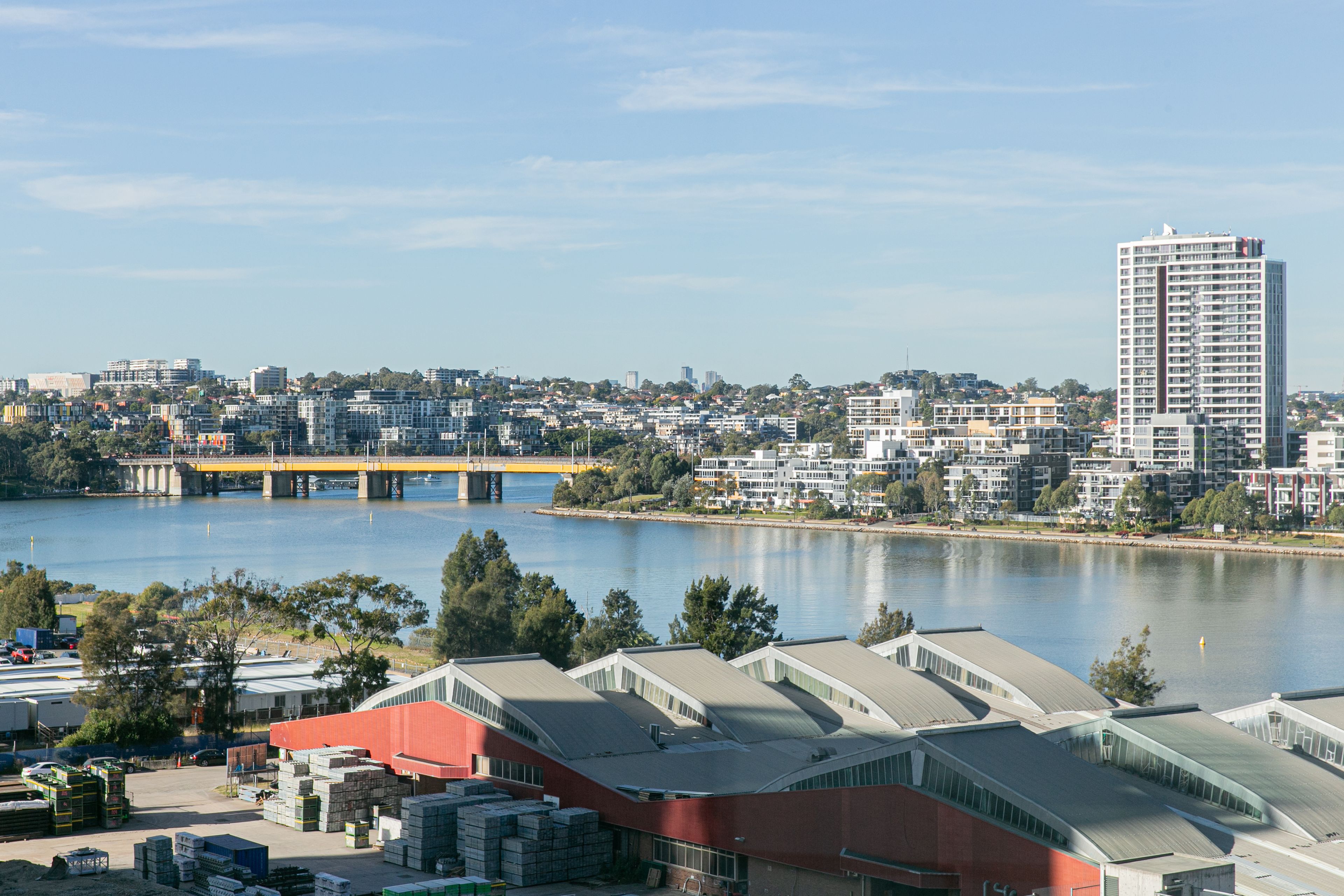 1001/18 Footbridge Boulevard — photo from Ray White The Horizon Group - East
