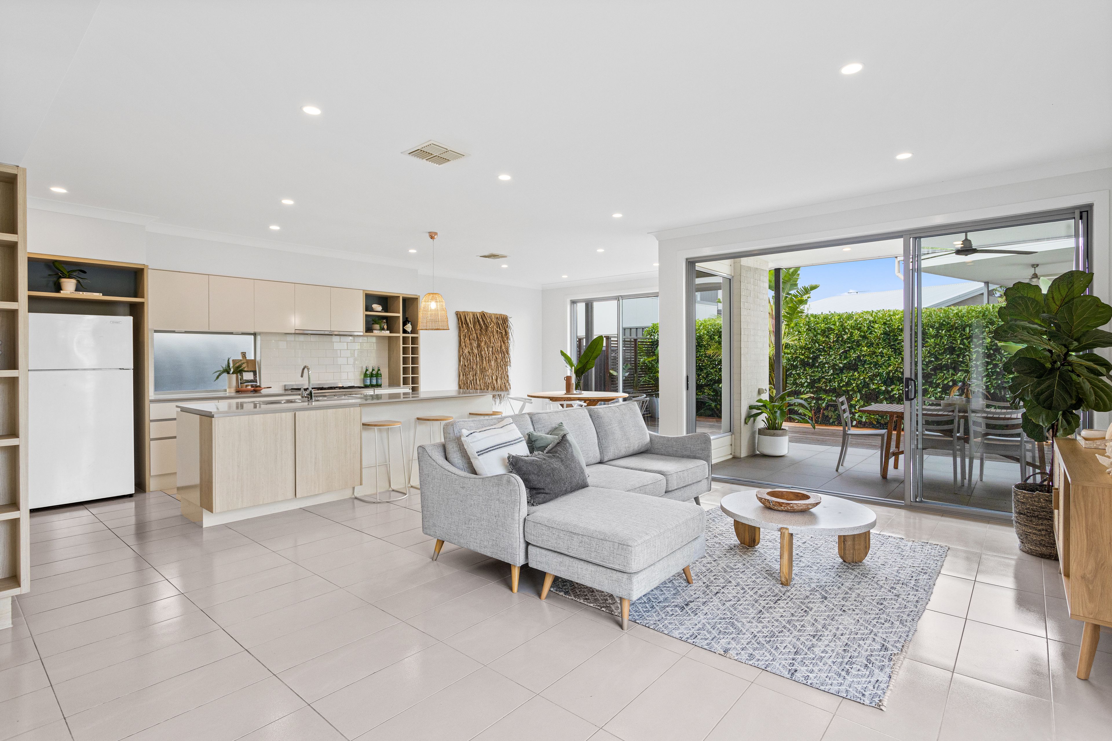 2 Cove Boulevard, Shell Cove, NSW 2529