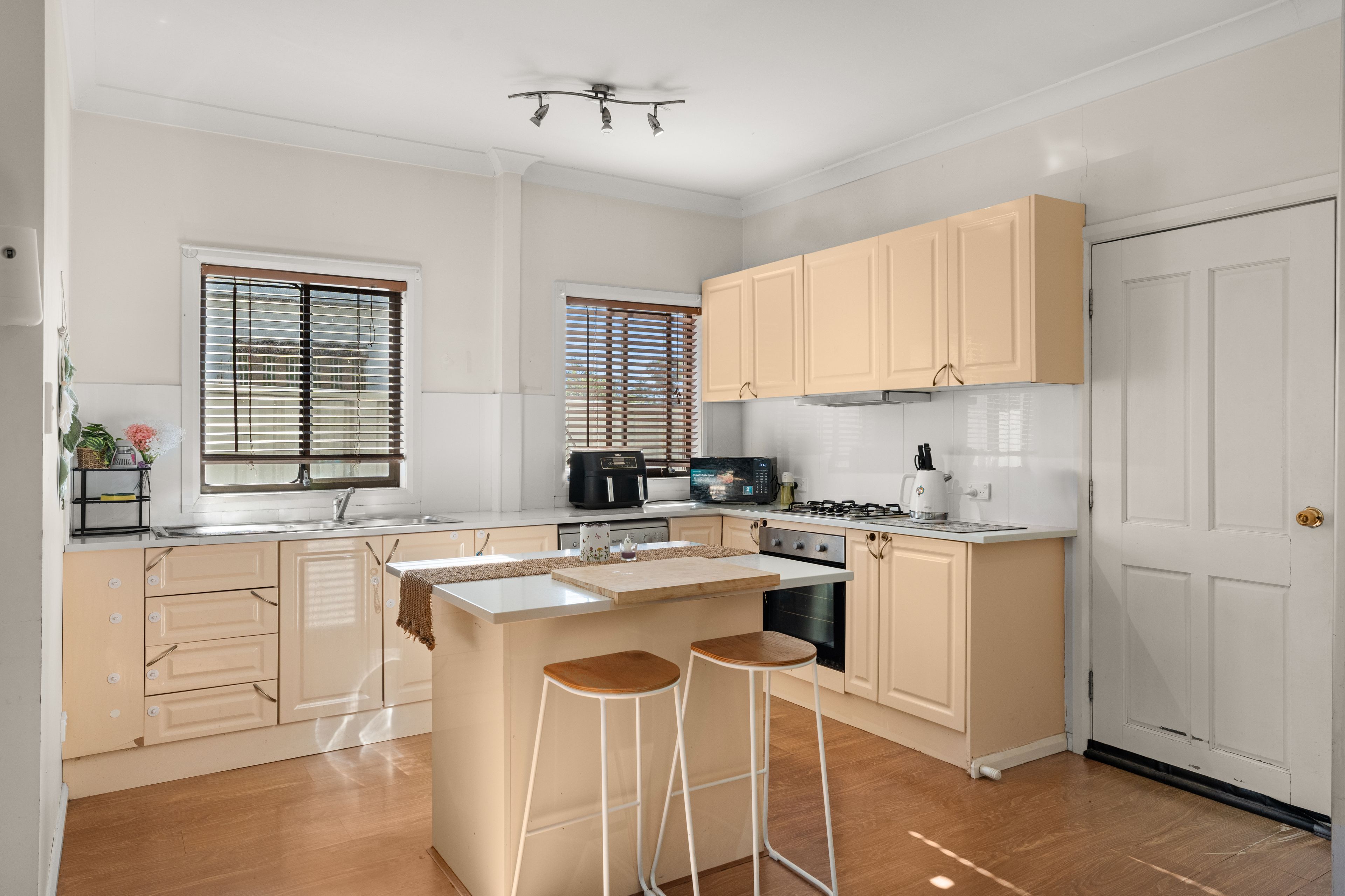 121 Carpenter Street, Colyton, NSW 2760