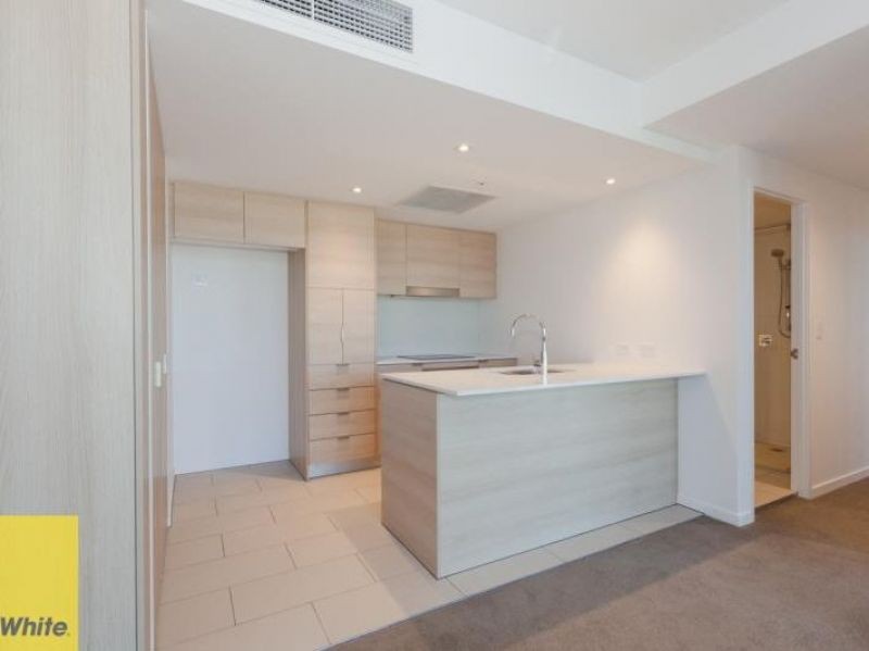 2201/2663 Gold Coast Highway, Broadbeach, QLD 4218