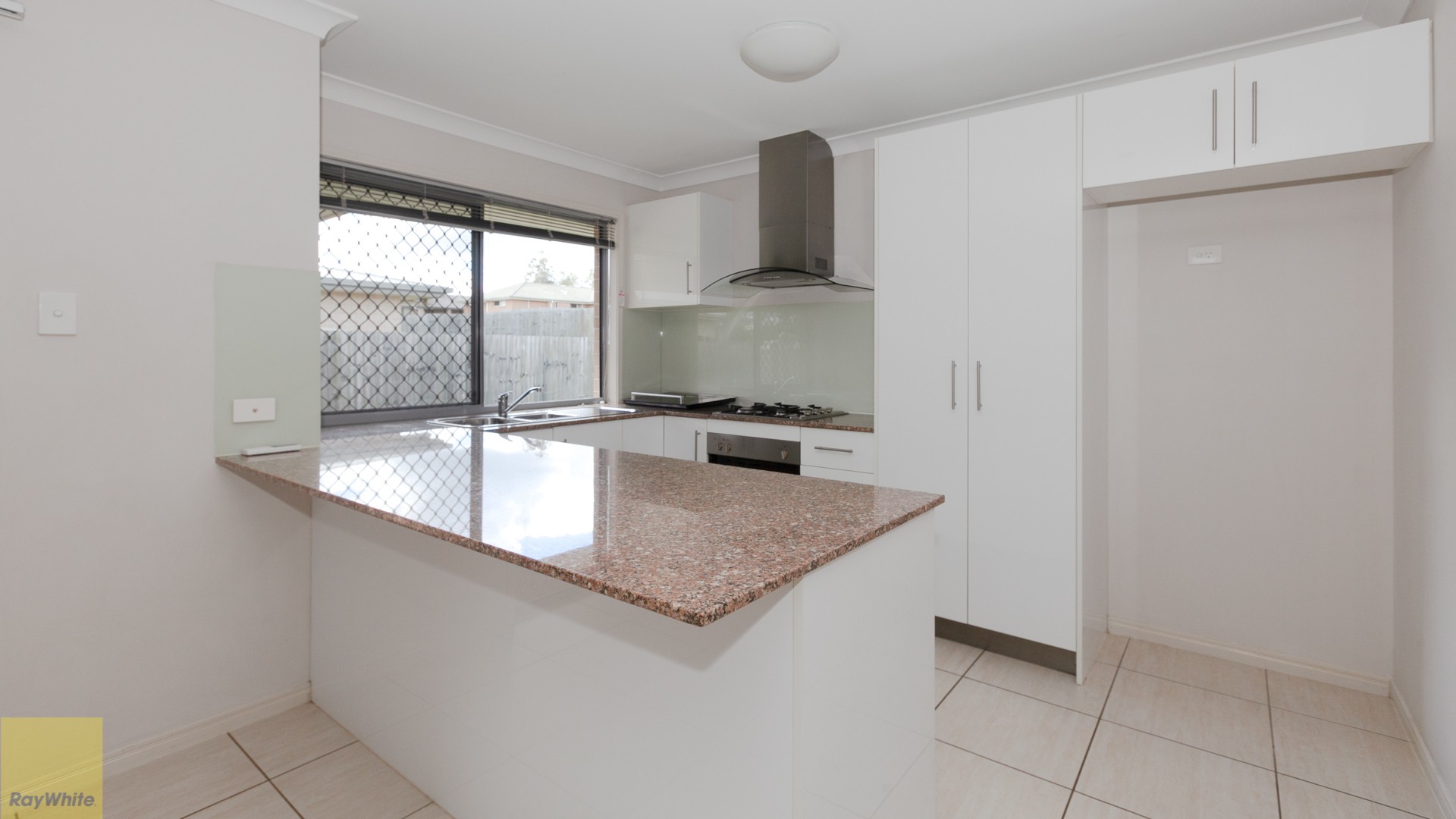 3 Samuel Court, Yamanto, QLD 4305