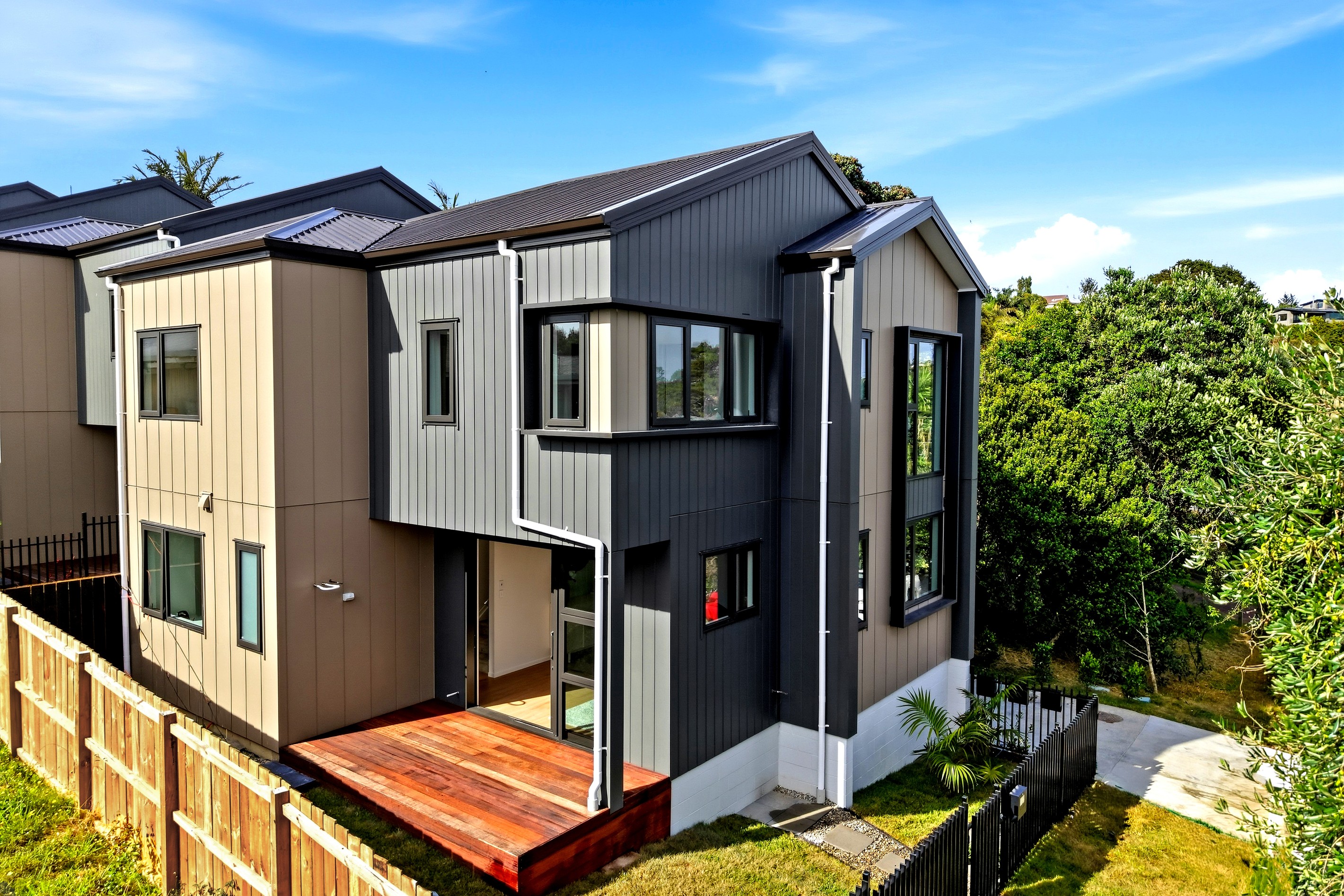 Lot 1/584 Beach Road, Rothesay Bay, North Shore City