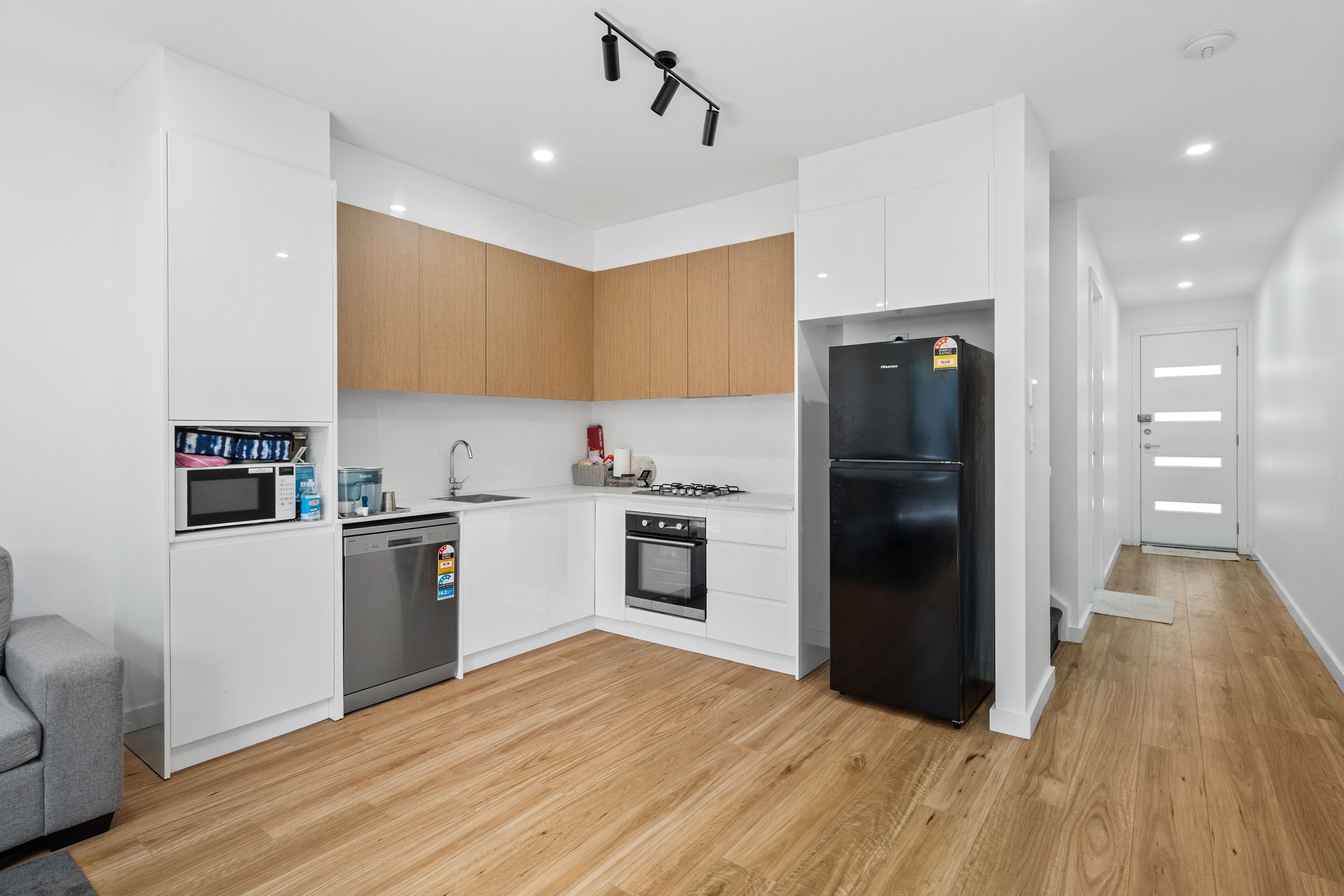 12/126 Johns Road — photo 3 of 10