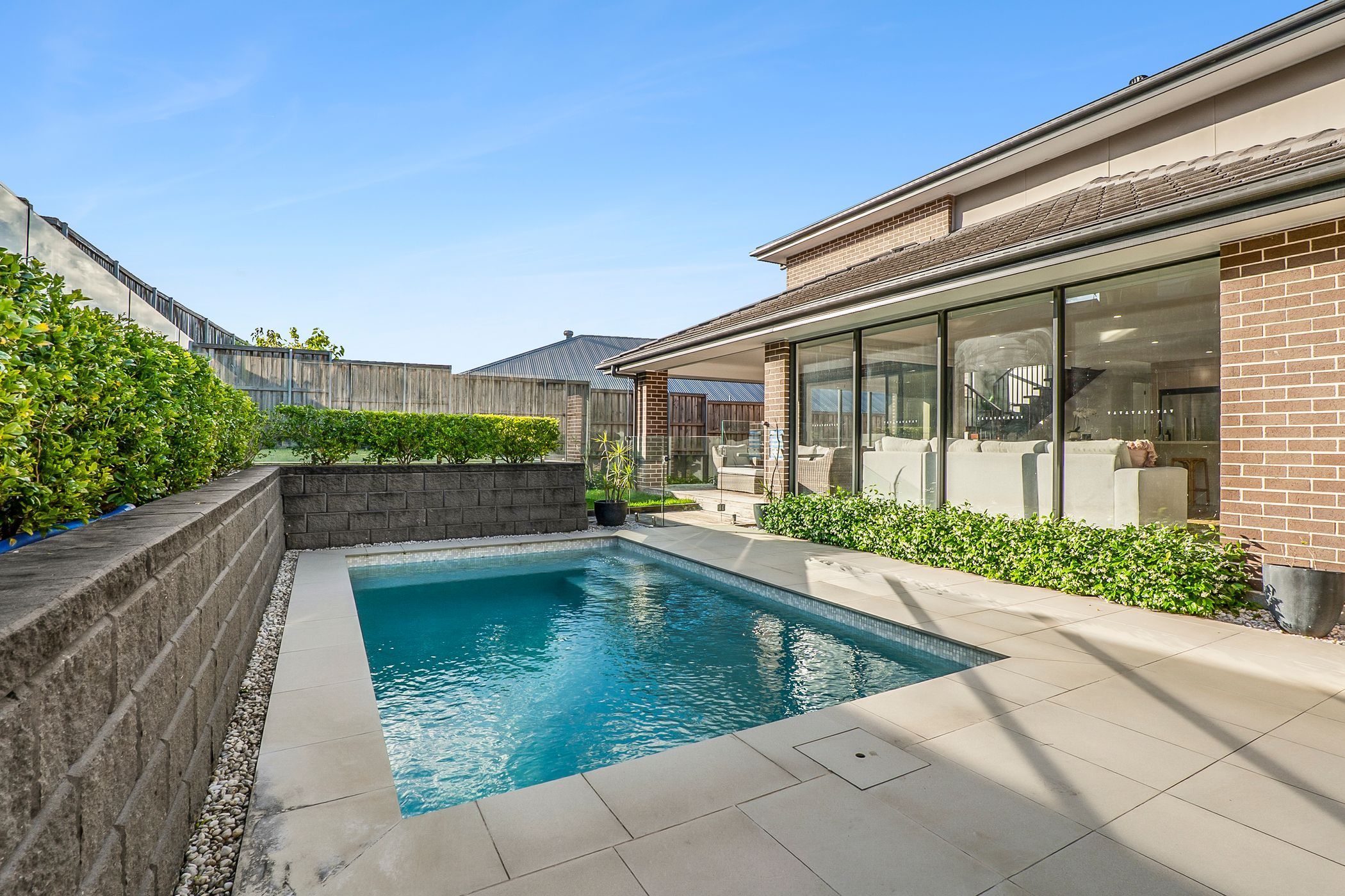 14 Range Street — photo 18 of 21
