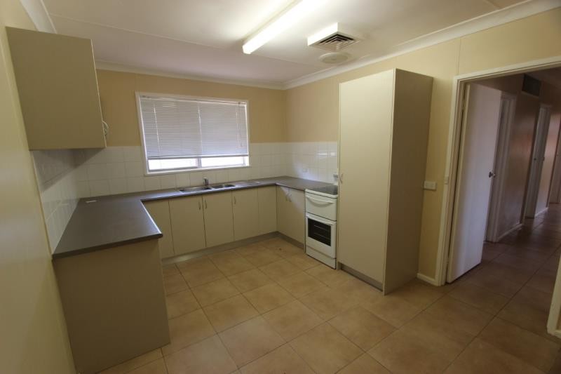 22 Fremantle Crescent, Dampier, WA 6713