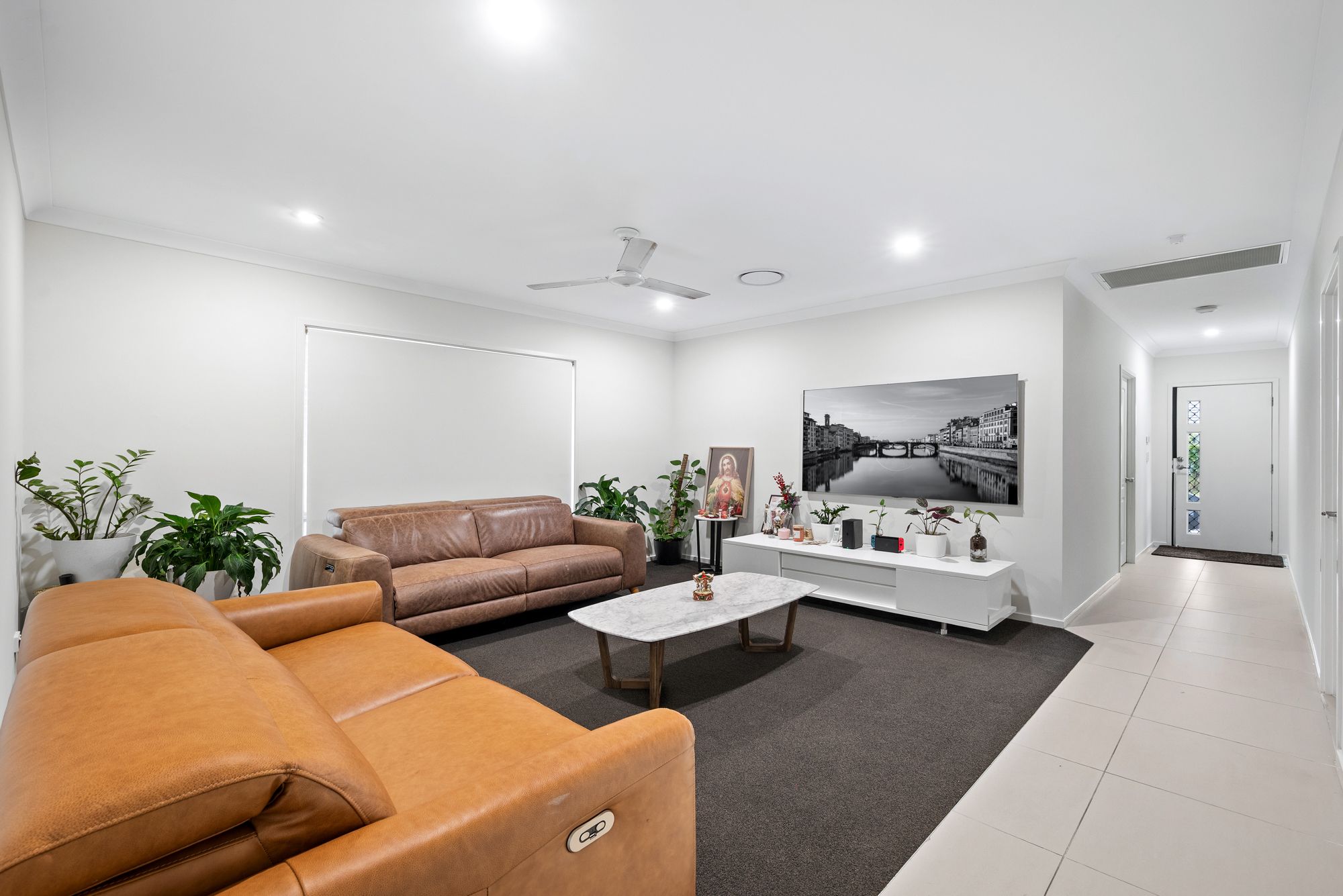 11 Xanadu Street, GLEDSWOOD HILLS, NSW 2557