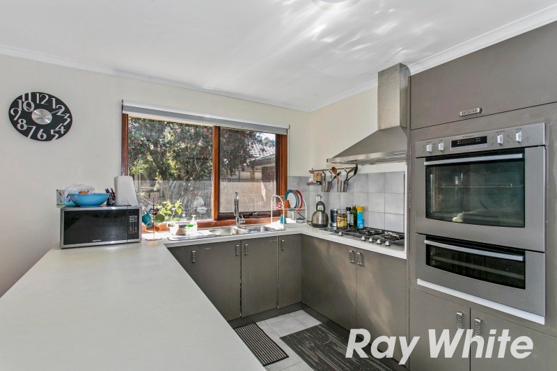 15 Paperbark Place, Knoxfield, VIC 3180