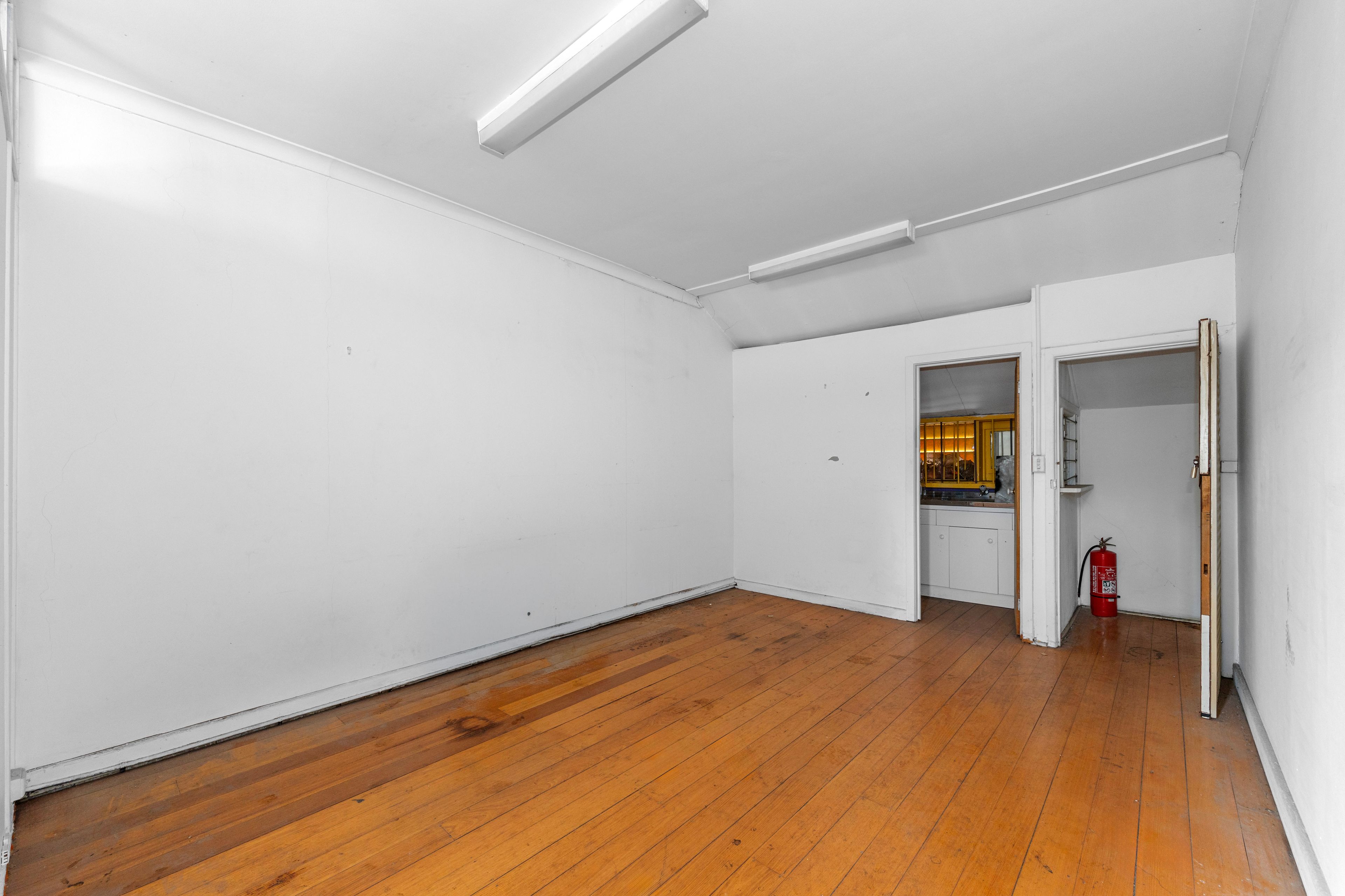 1/102 Chapel Street, Windsor, VIC 3181