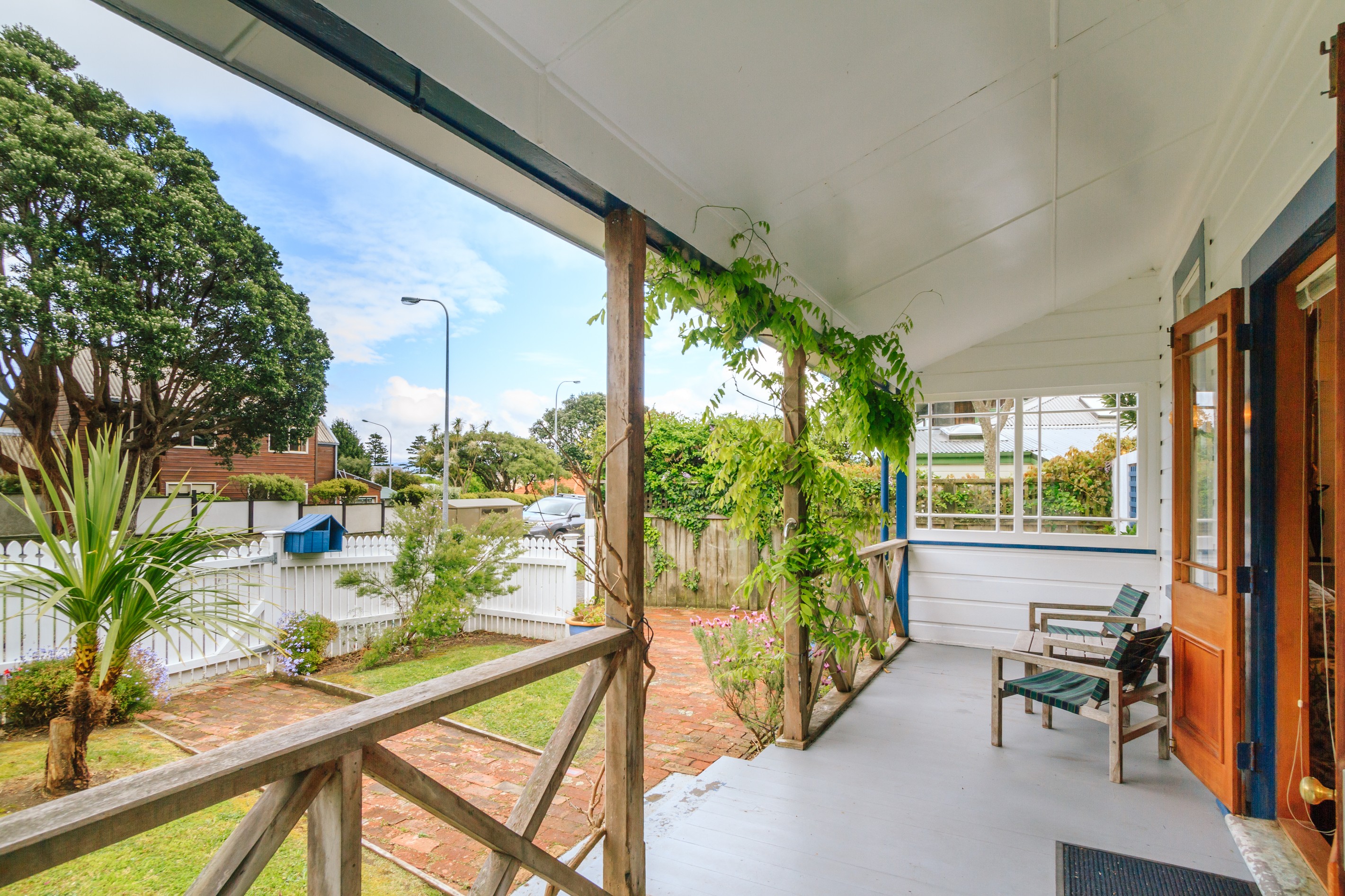 1 Totara Street, Eastbourne, Lower Hutt City