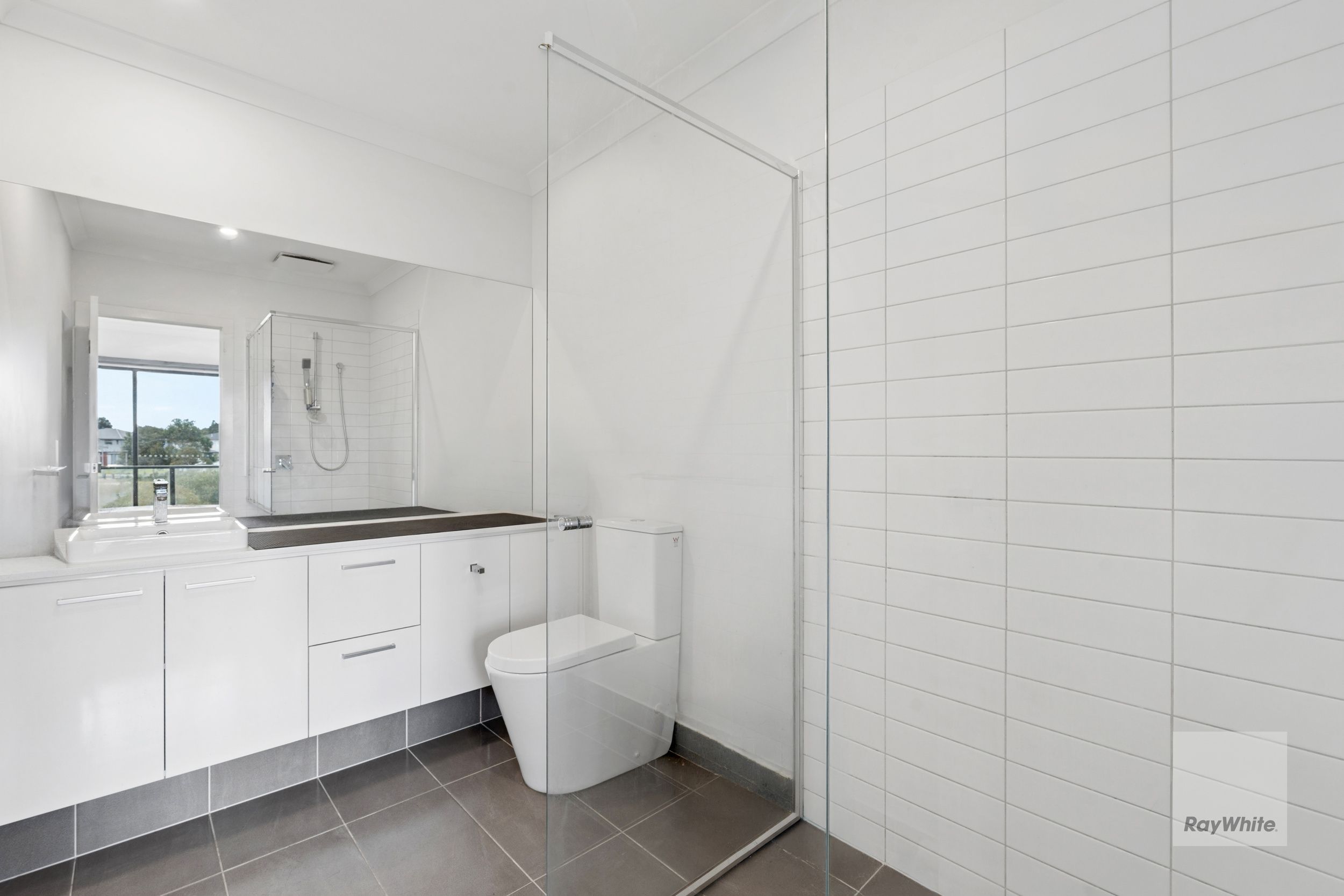 14 Lenox Walk — photo 10 of 18