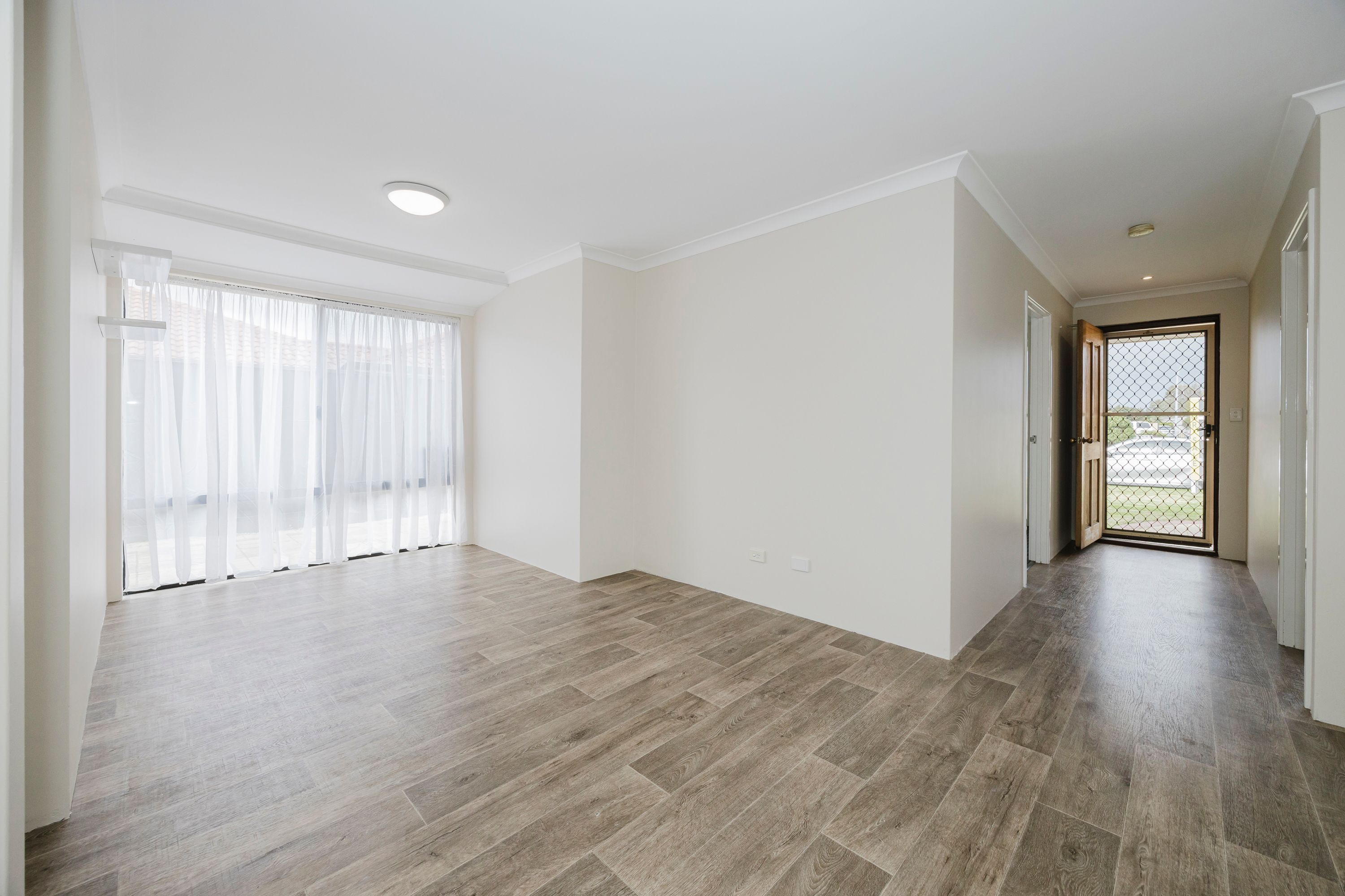 14 Pyrenees Court — photo 13 of 30
