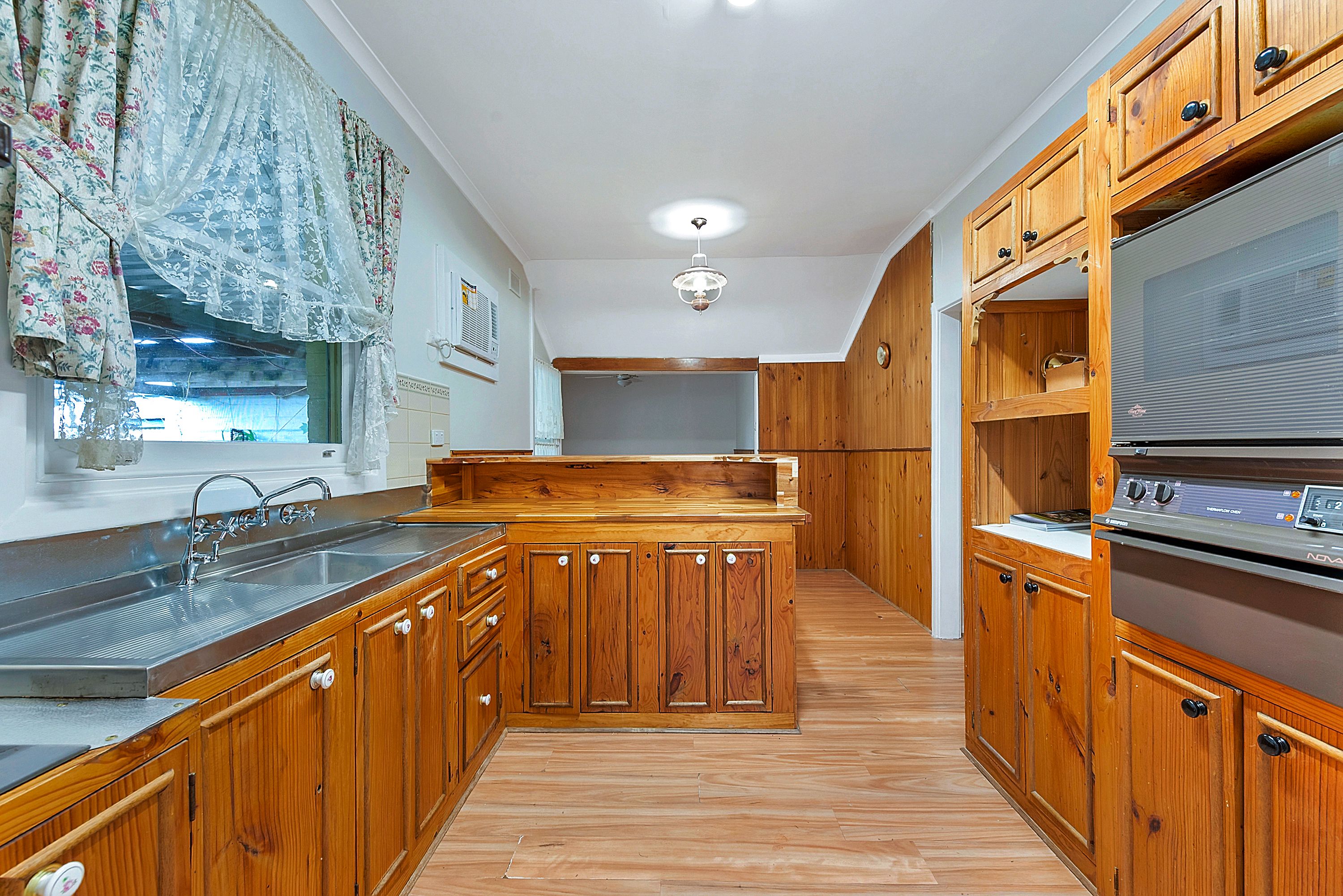 11 Argent Street — photo 3 of 12