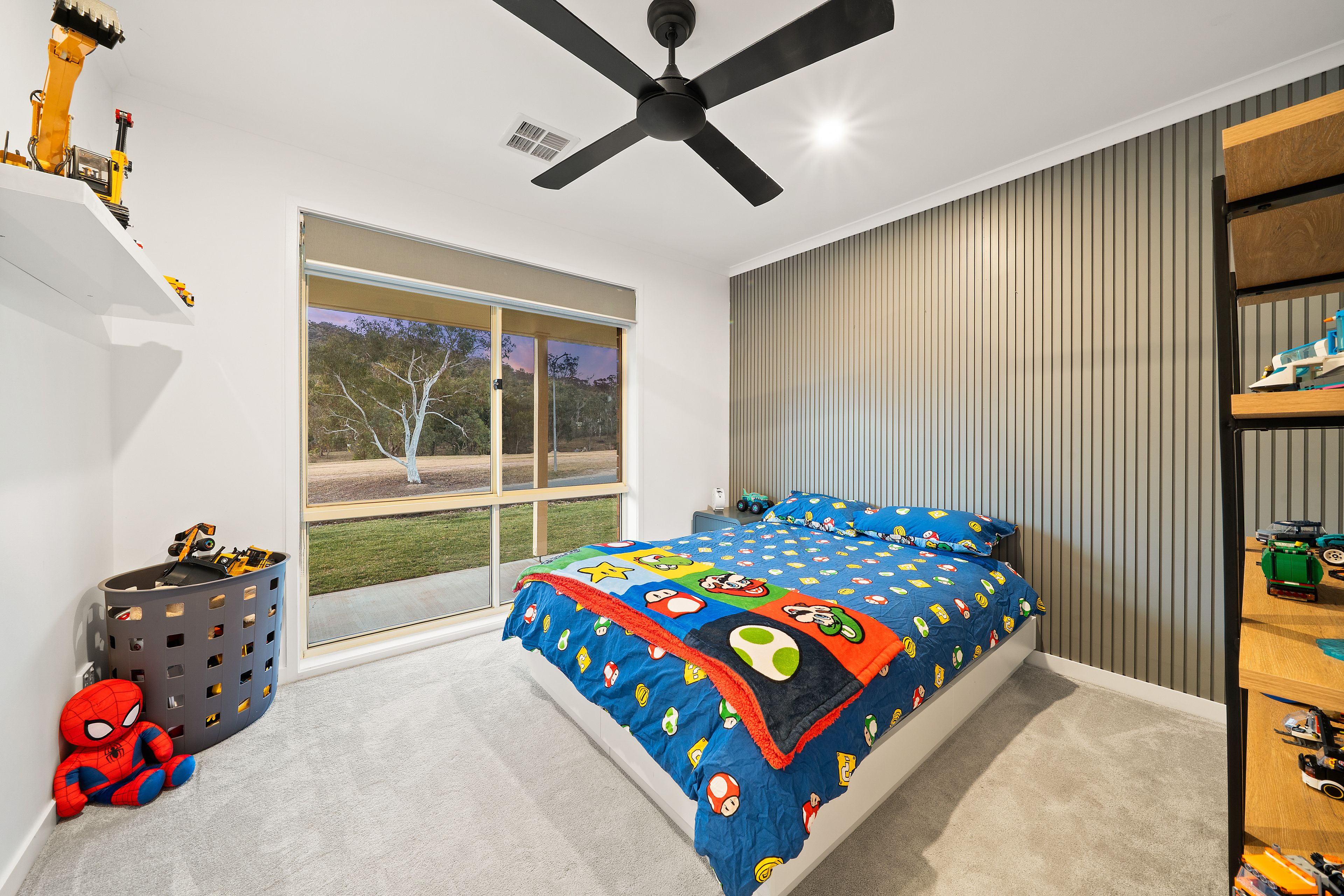 2 Jane Sutherland Street — photo 14 of 26