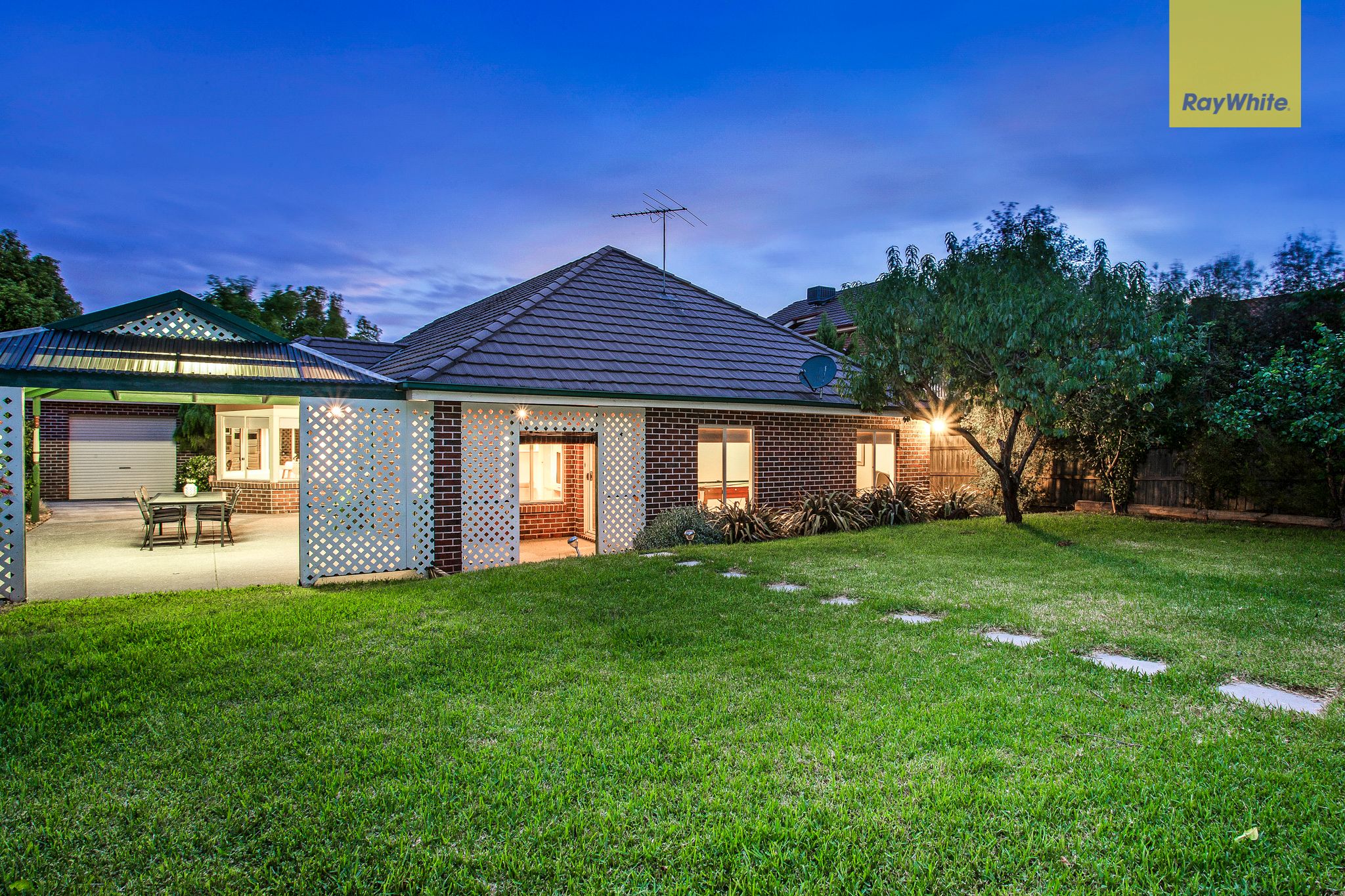26 Whiteley Parade, Taylors Lakes, VIC 3038