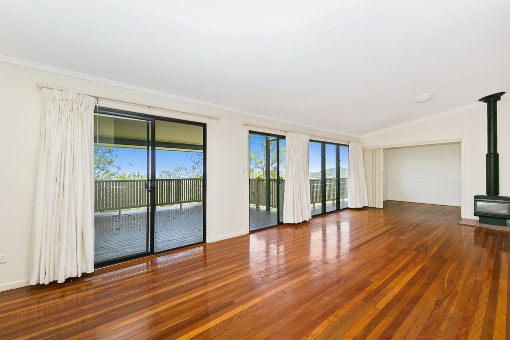 83 Outlook Crescent, Bardon, QLD 4065