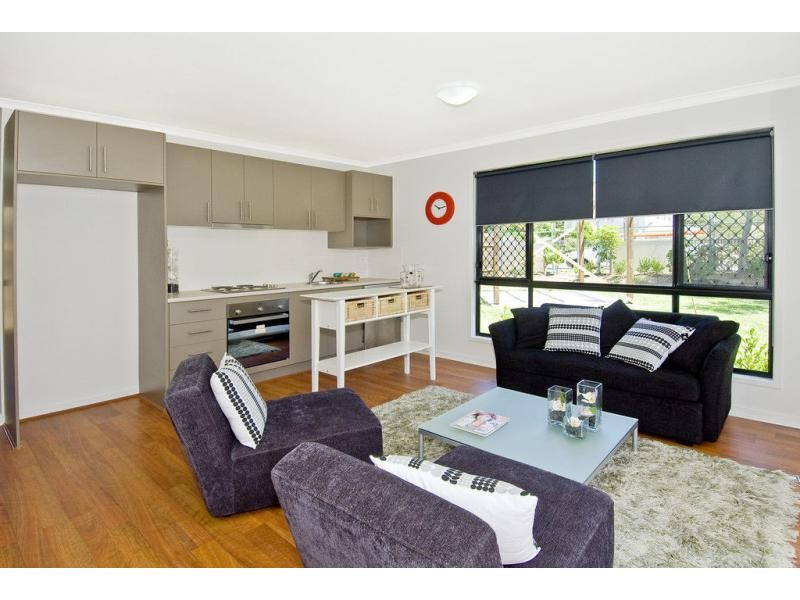 2/102 River Hills Road, Eagleby, QLD 4207