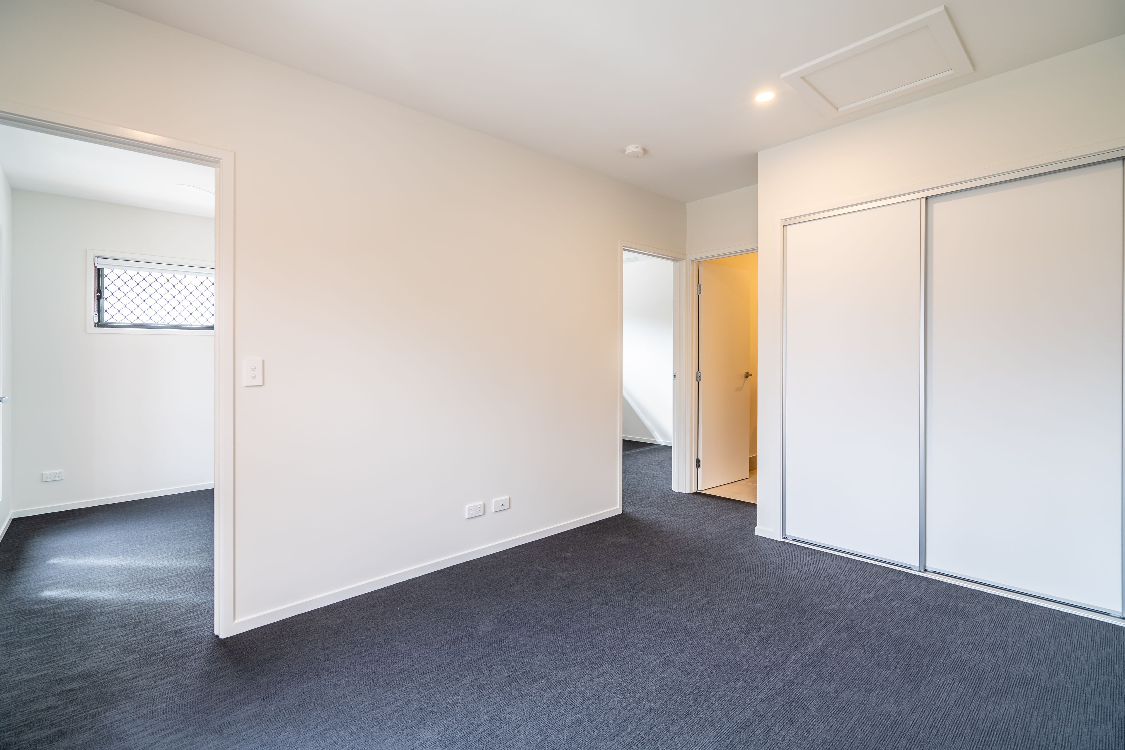 3/6 Aragorn Street — photo 4 of 4